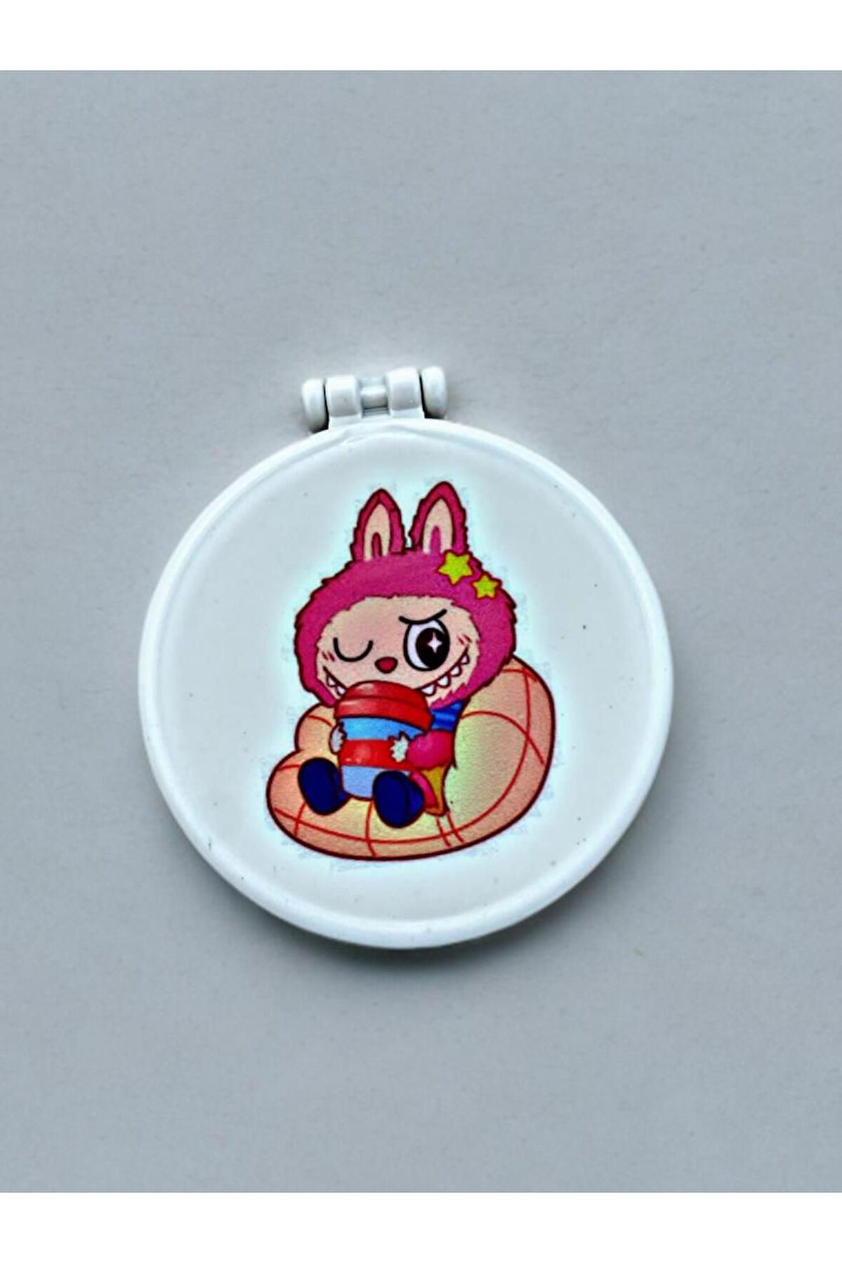 LABUBU Baskılı Plastik El Aynası. Çap: 9cm. Çift Taraflı Ayna. Gri