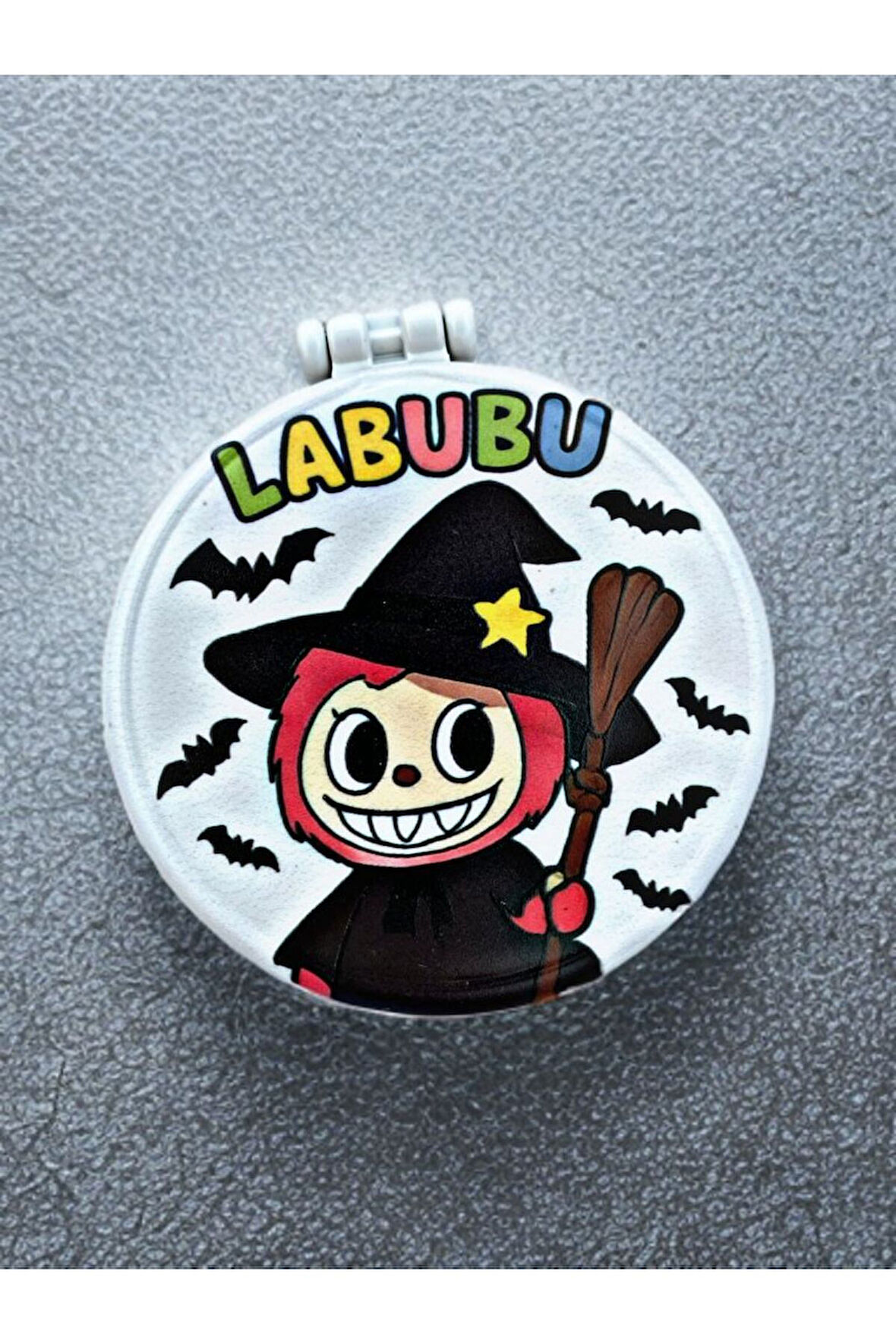 LABUBU Baskılı Plastik El Aynası. Çap: 9cm. Çift Taraflı Ayna. Mor