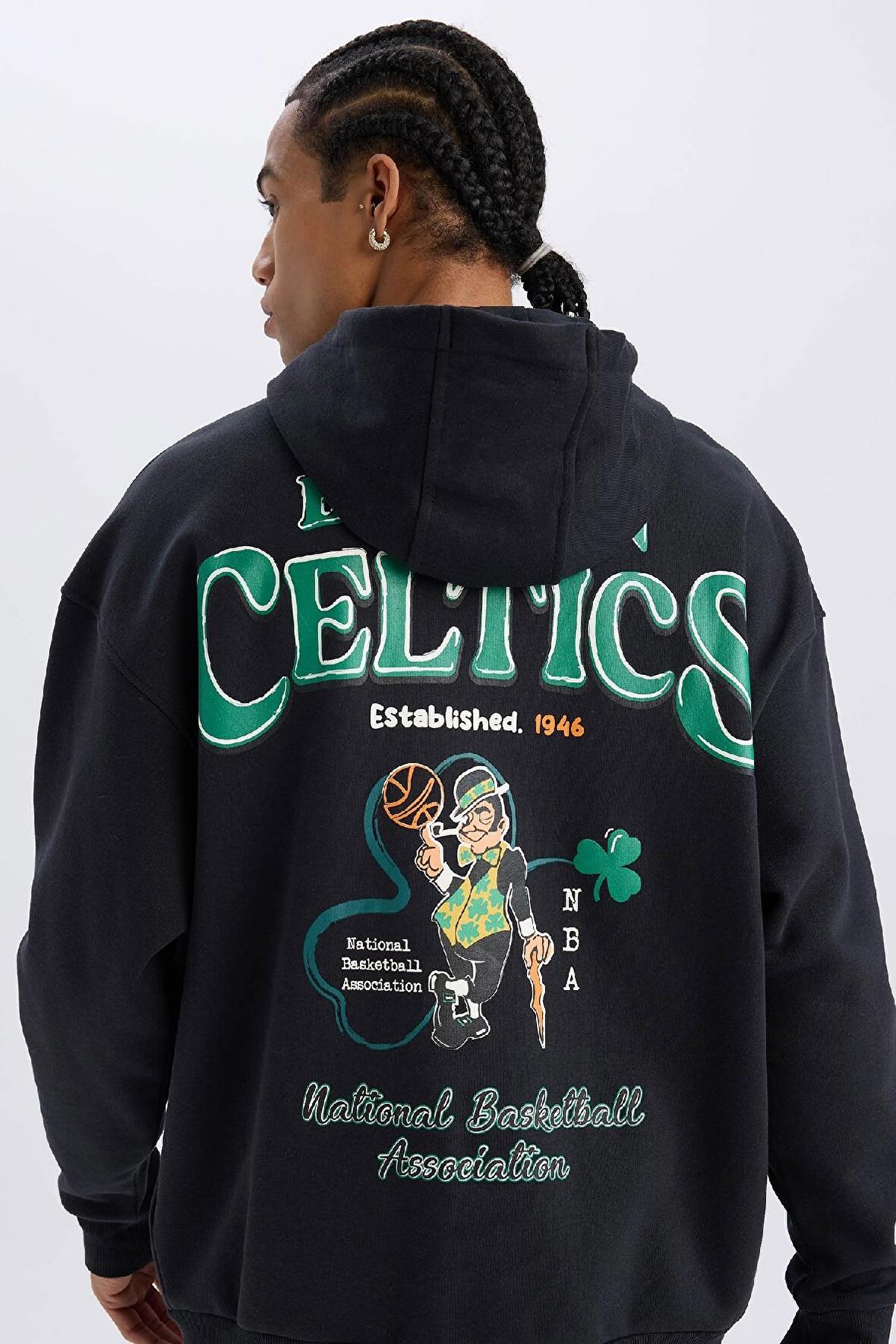 DeFactoFit NBA Boston Celtics Oversize Geniş Kalıp Kapüşonlu Sırt Baskılı Kalın Sweatshirt D6690AX25SPBK82