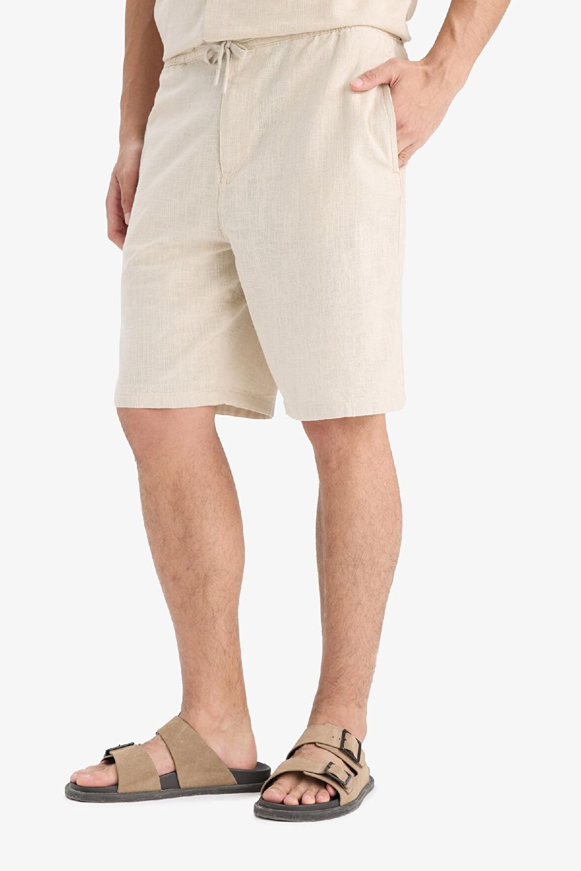 DeFacto %100 Pamuk Relax Fit Cepli Keten Görünümlü Bermuda Şort C7381AX25SMBG655