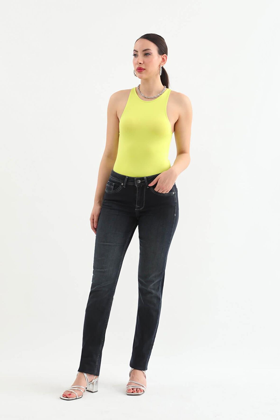 Kadın Likralı Straight Jean Pantolon Lacivert