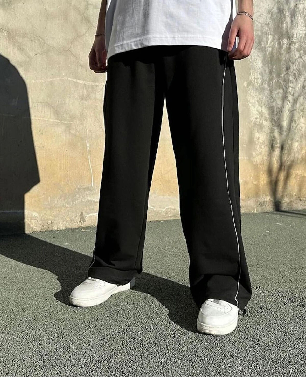 Oversize Şerit Detaylı Ayarlanabilir Paça Stoperli Baggy Eşofman Altı – %100 Pamuk – Unisex