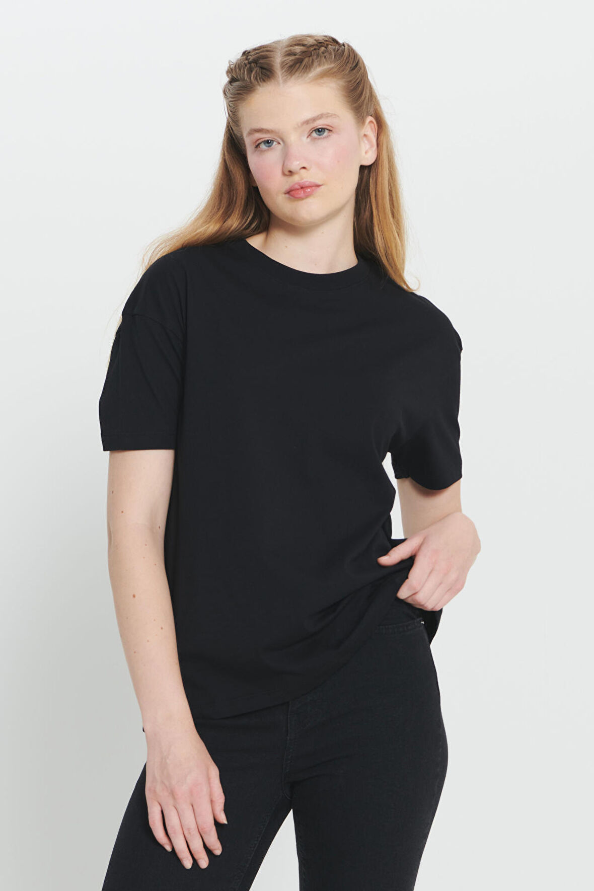 %100 Pamuk Oversize Fit Bol Kesim Bisiklet Yaka Basic Tişört