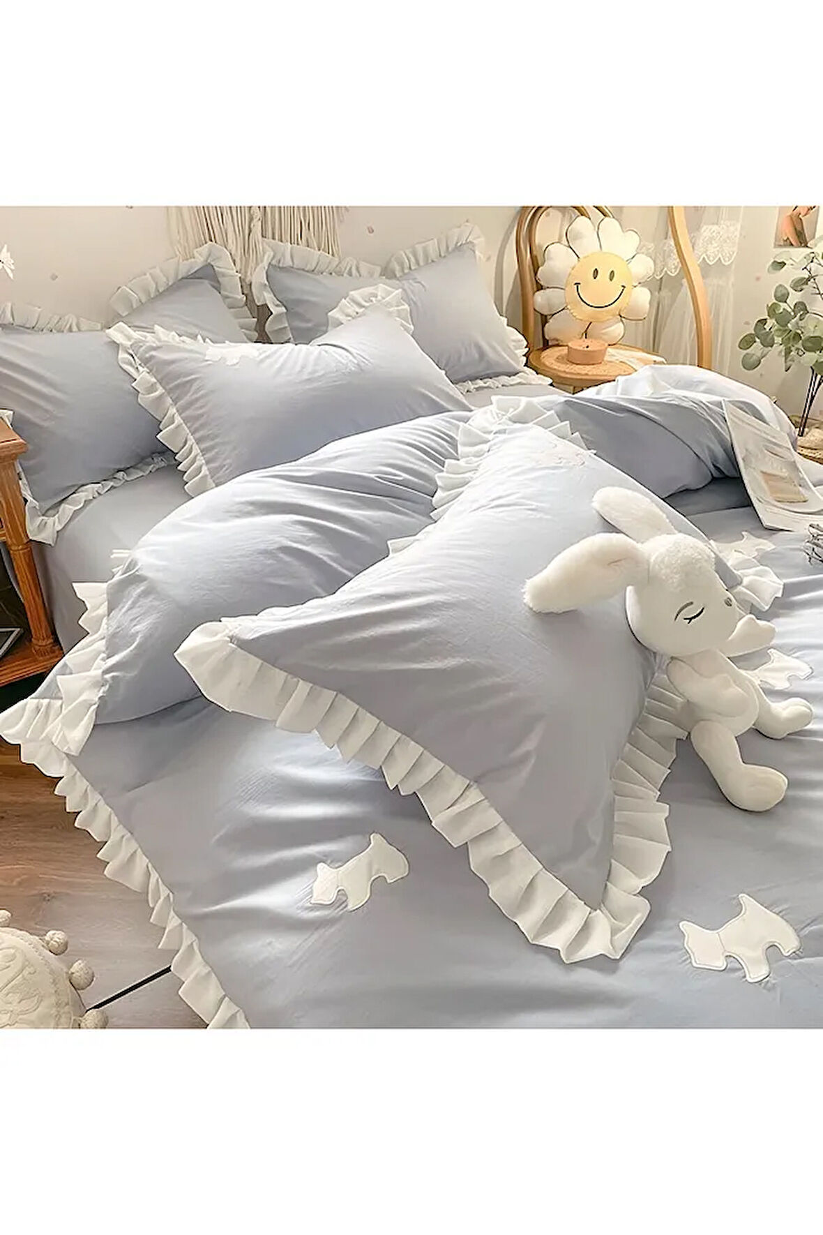 Pamuk Saten Bebek Mavisi ve Beyaz Fırfırlı Nevresim Takımı