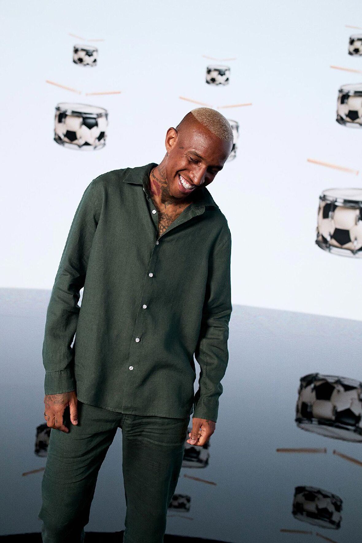 DeFacto %100 Keten Regular Fit Polo Yaka Yazlık Uzun Kollu Gömlek D9925AX25SPKH498