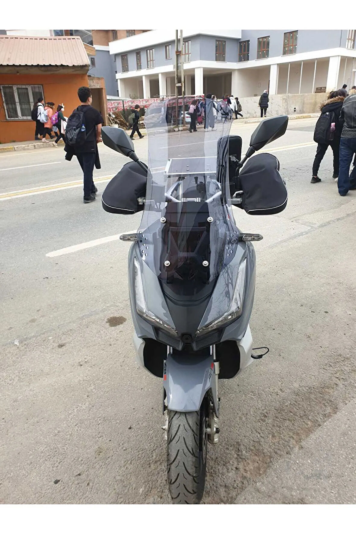 Arora Beatrix Siperlik Ön Cam 2023 2024 Model 75cm Açıkfüme Renkli 4mm UZUN CAM