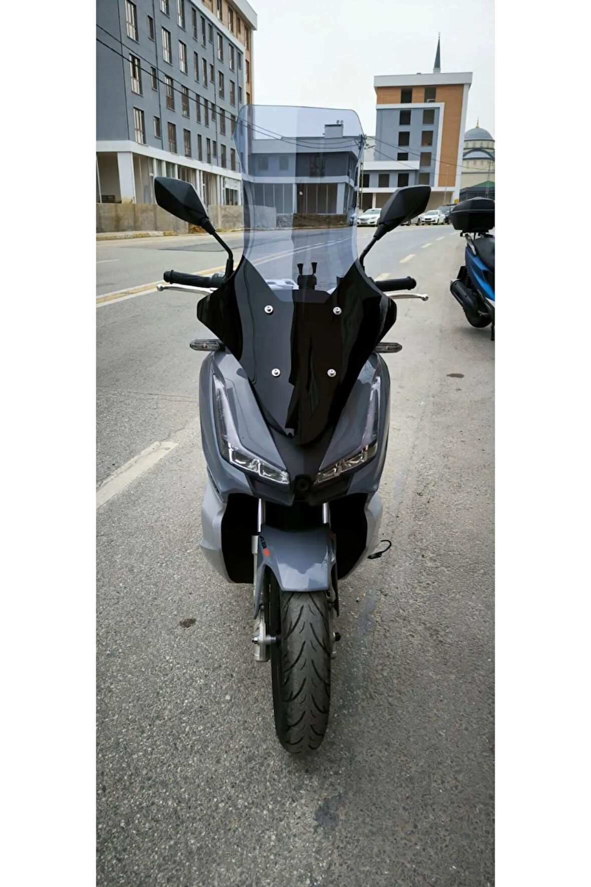 Arora Beatrix Siperlik Ön Cam 2023 2024 Model 78cm Açıkfüme Renkli 4mm UZUN CAM