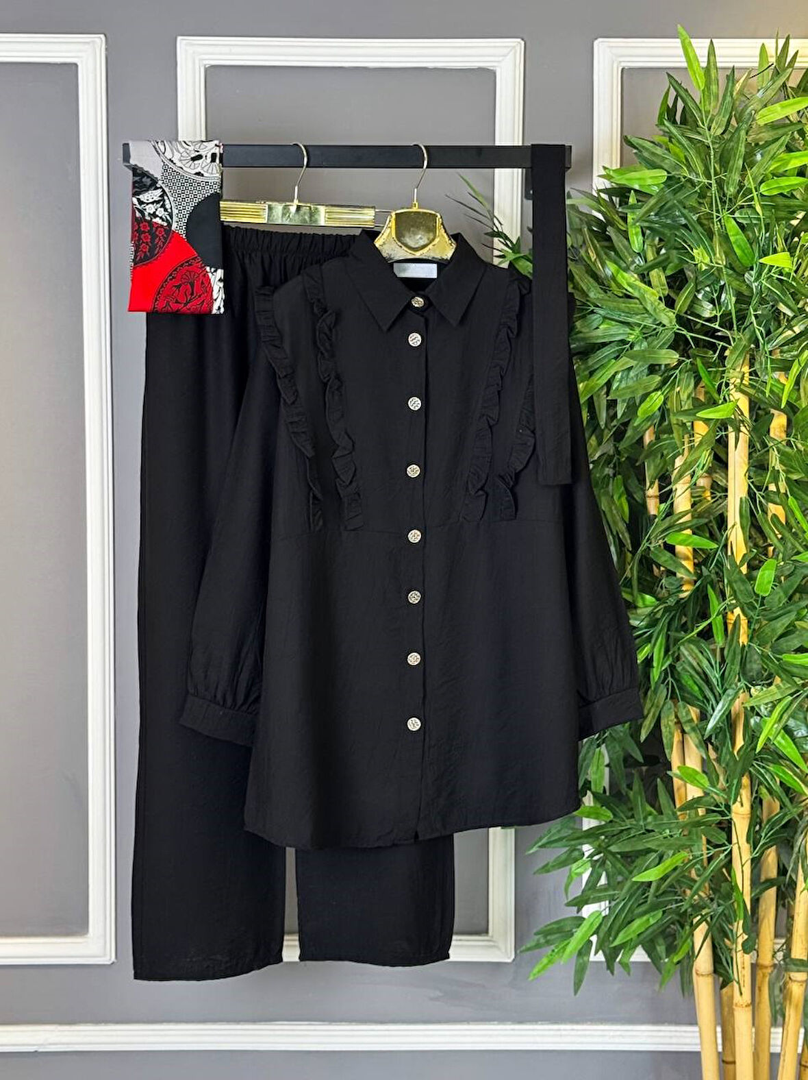 YENİ SEZON TESETTÜR İKİ KADIN ÇİLEK KUMAŞ - FIRFIRLI GÖMLEK PANTOLON ALT ÜST TAKIM