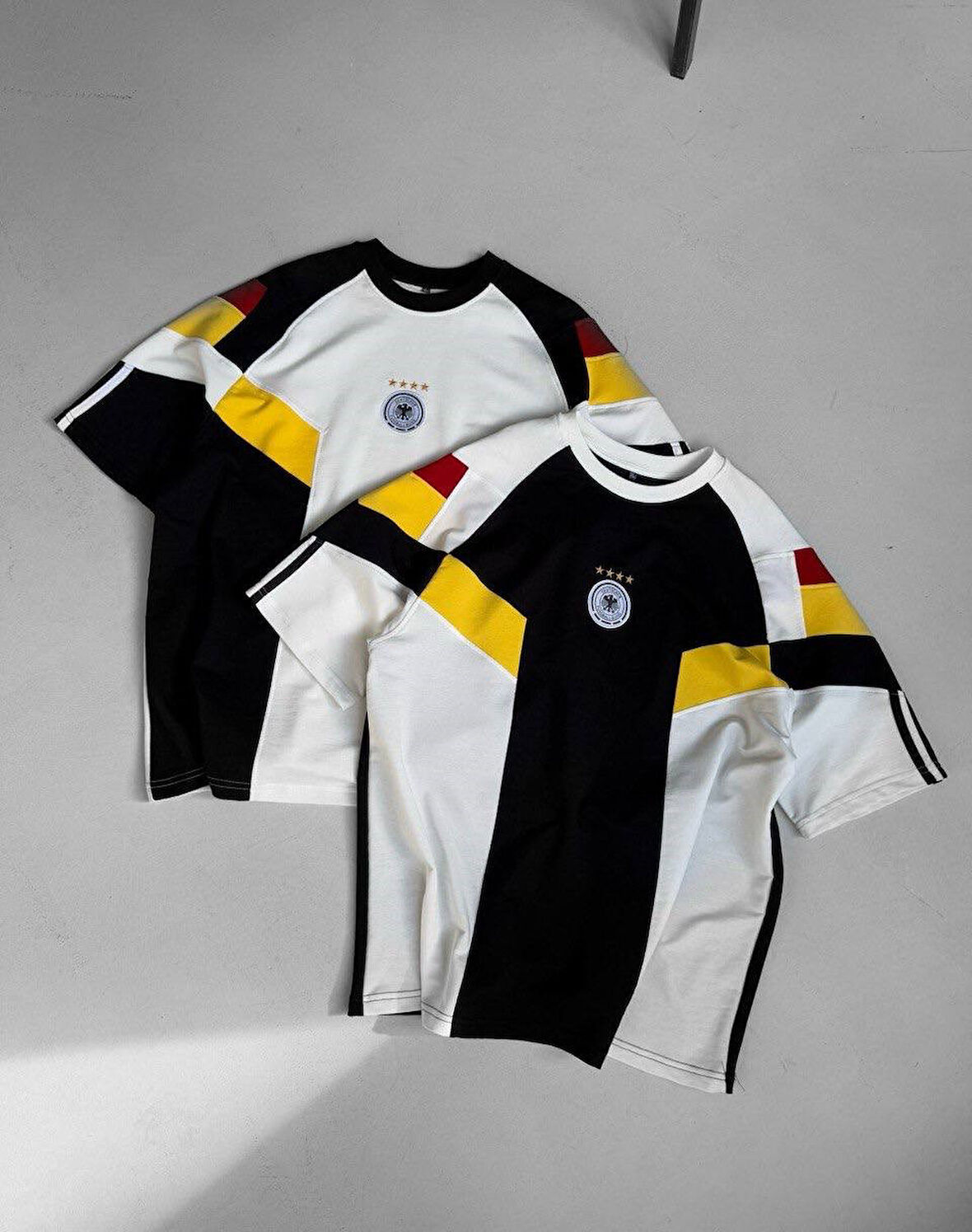 ALMANYA Deutschland OVERSIZE PENYE TİŞÖRT - KIRMIZI SARI BEYAZ GERMANY T-SHIRT