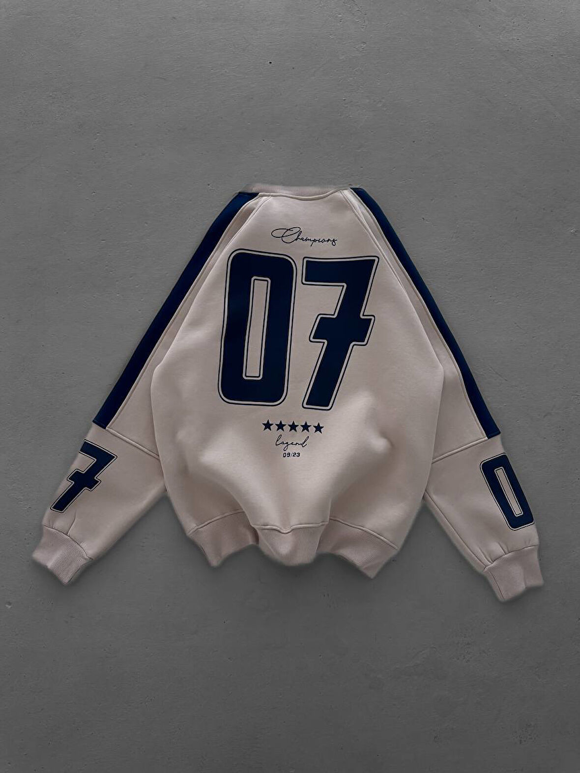 CHAMPIONS 5 YILDIZ 7 NUMARA SWEATSHIRT - OVERSIZE ŞARDONLU SWEAT