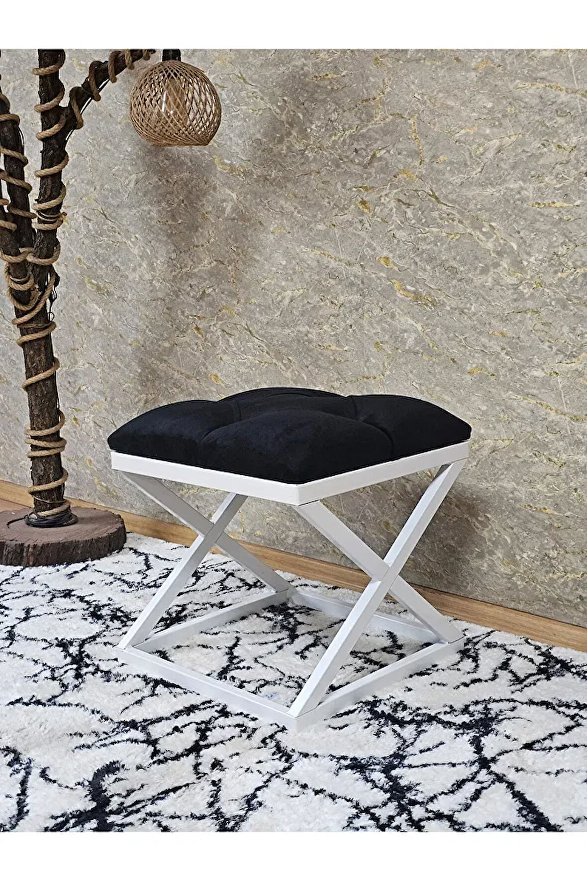 Beyaz Boyalı 45 cm x 45 cm Çaprazlı Puf Bench Oturak Siyah Renk 45 x 45 Boyut/Ebat