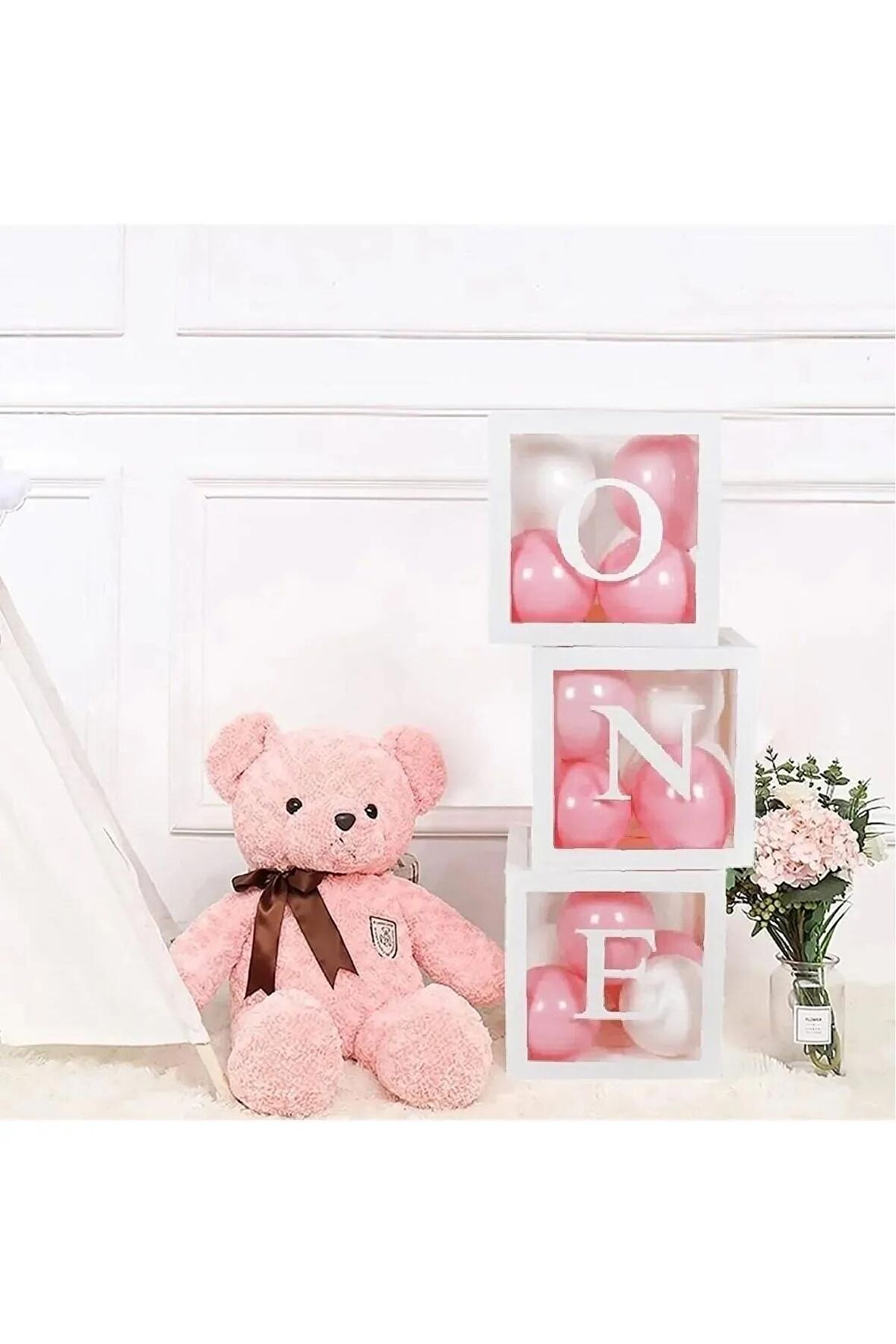  One Yazılı Şeffaf Kutu Harf Beyaz Pembe Beyaz Balonlu
