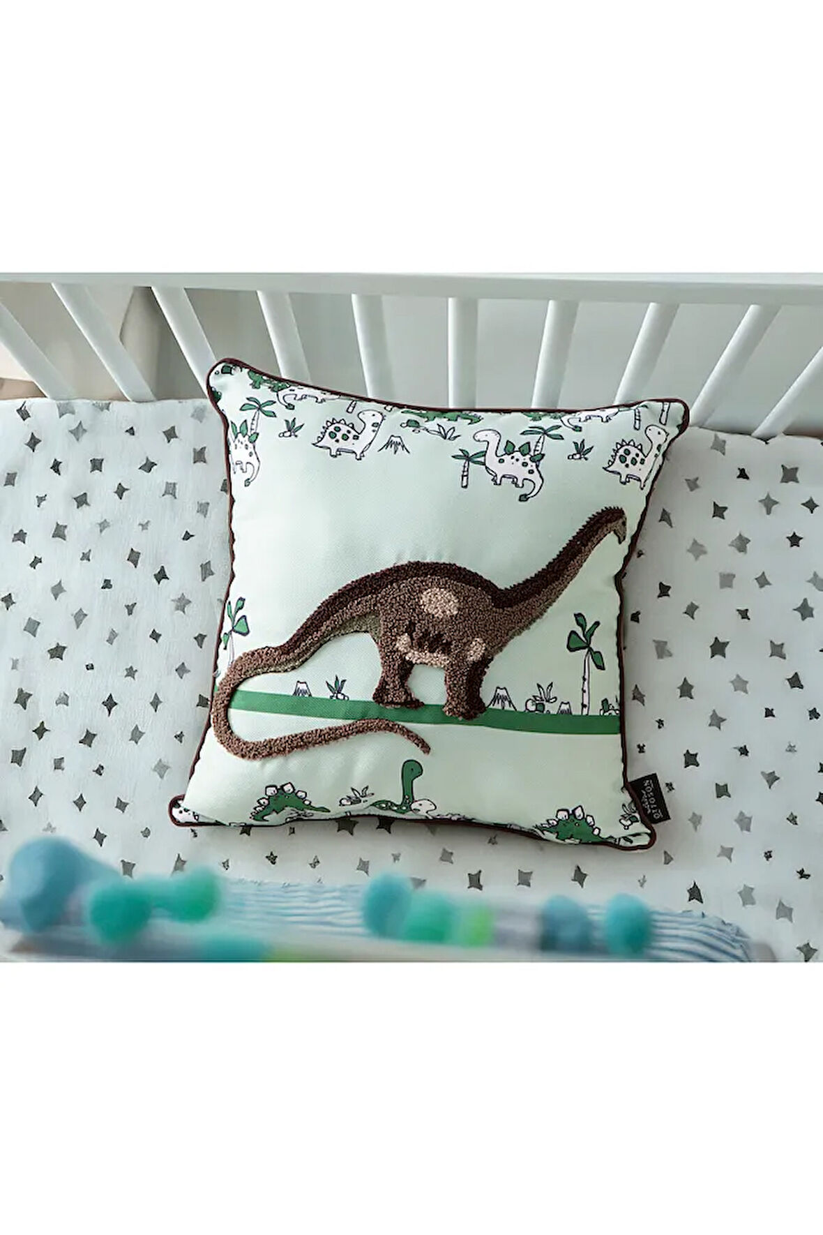 Punch İşlemeli Bebek Çocuk Odası Tekli Dekoratif Özel Tasarım Kırlent 35x35 cm İç Dolgulu