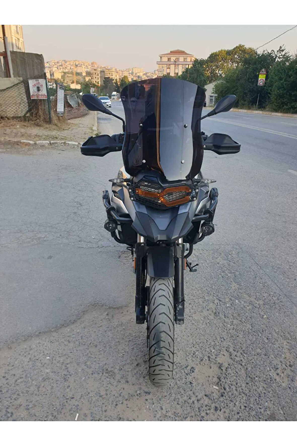 Bmw F750 GS Siperlik Ön Cam 2018-2023 Model 48cm Siyah Renkli 4mm
