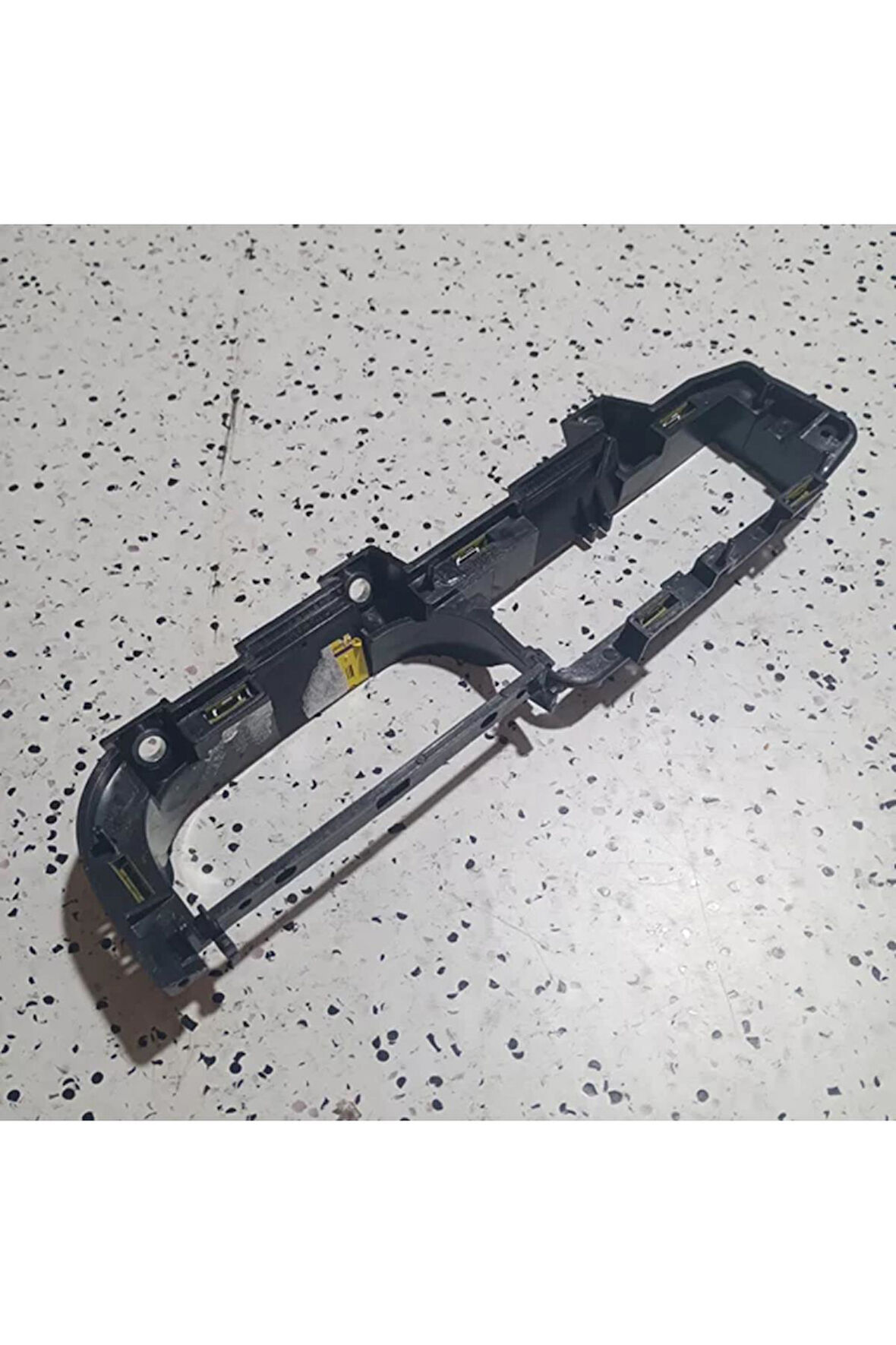 1J1867179A B41 98-01 VW Golf Sol Ön Cam Düğme Çerçevesi B AtiParts