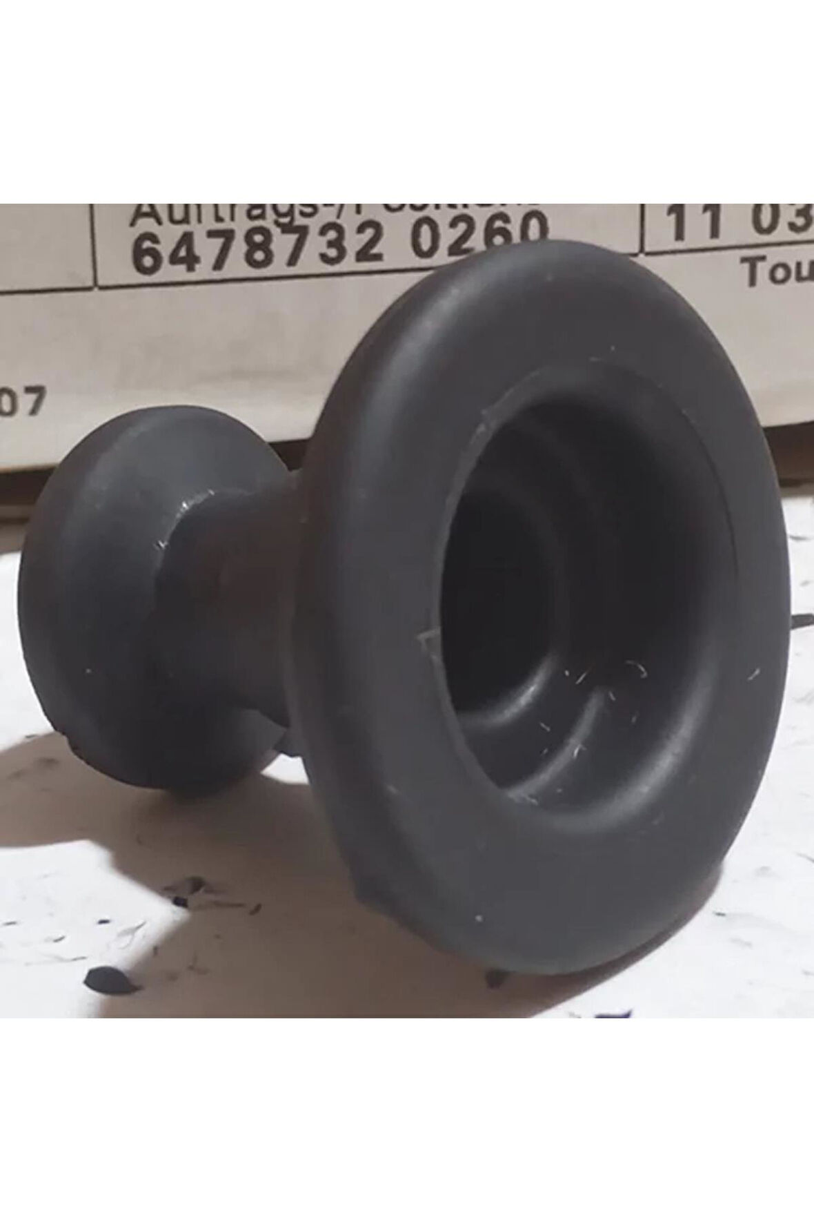 8D0823591A 95-97 Audi A4 Kaput Açma Teli Contası AtiParts
