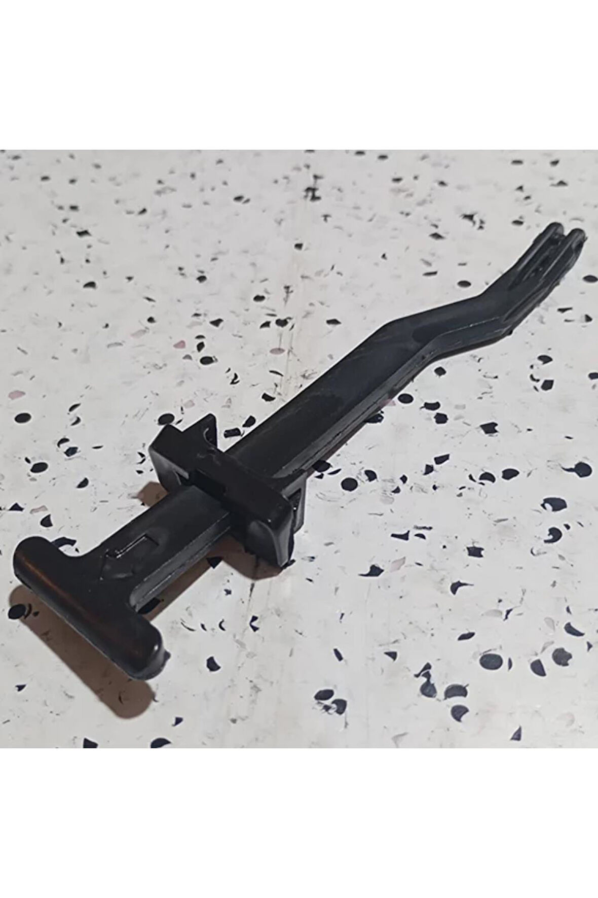 3B0823593D 01C 2001-2002 VW Passat Kaput Açma Mandalı AtiParts