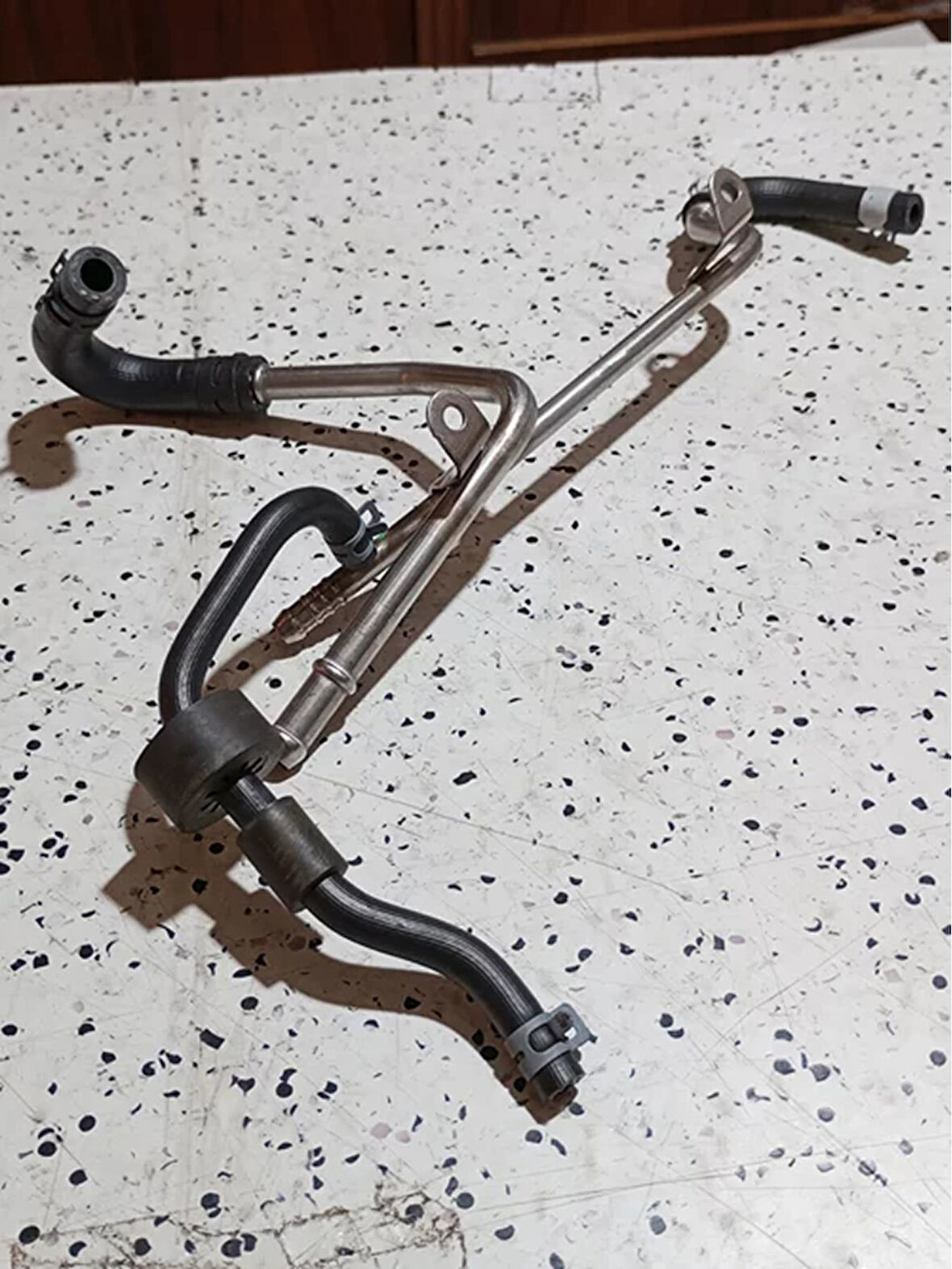 03N201360D 2016-2024 VW Tiguan Yakıt Borusu AtiParts