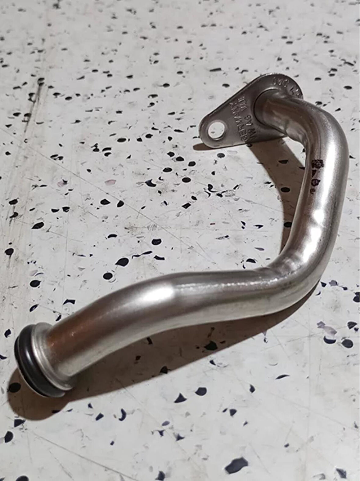 05C145735A 2019-2026 Skoda Scala Turbo Yağlama Borusu AtiParts