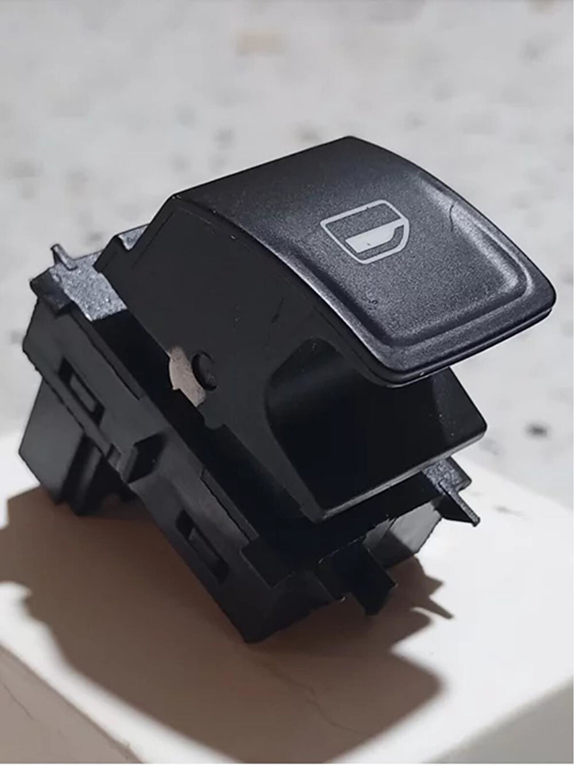 6JA959855 WHS 2013-2015 Seat Toledo Cam Açma Düğmesi AtiParts