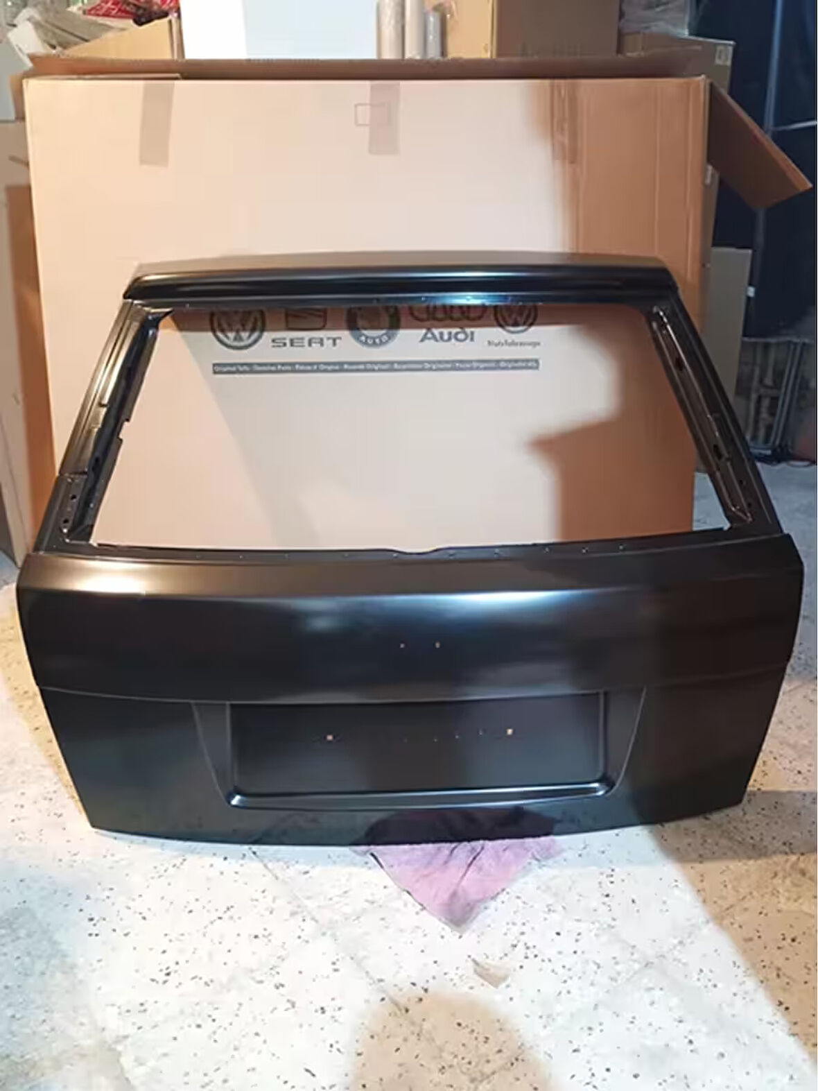 6Y0827023AF 2005-2008 Skoda Fabia Bagaj Kapağı AtiParts