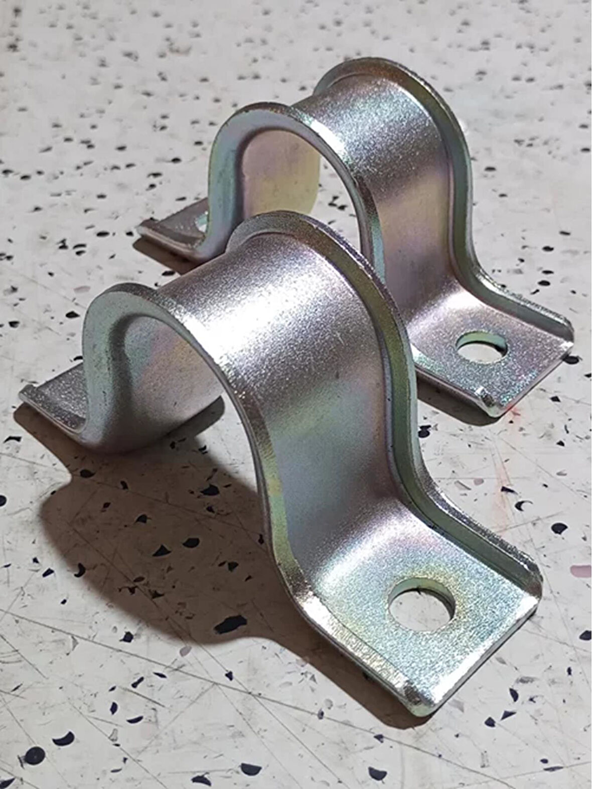 2E0411085 2006-2011 VW Crafter Viraj Demir Kelepçesi 2 li AtiParts