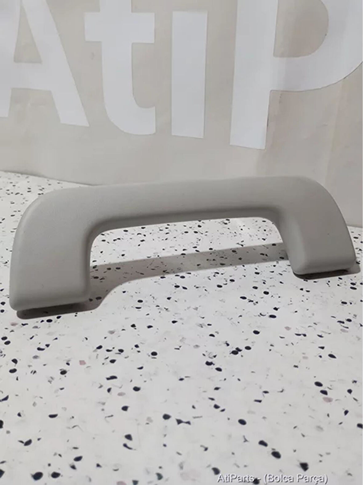 8R0857607H Y20 2013-2015 Audi A4 Ön Tavan Tutamağı AtiParts (Bolca Parça)