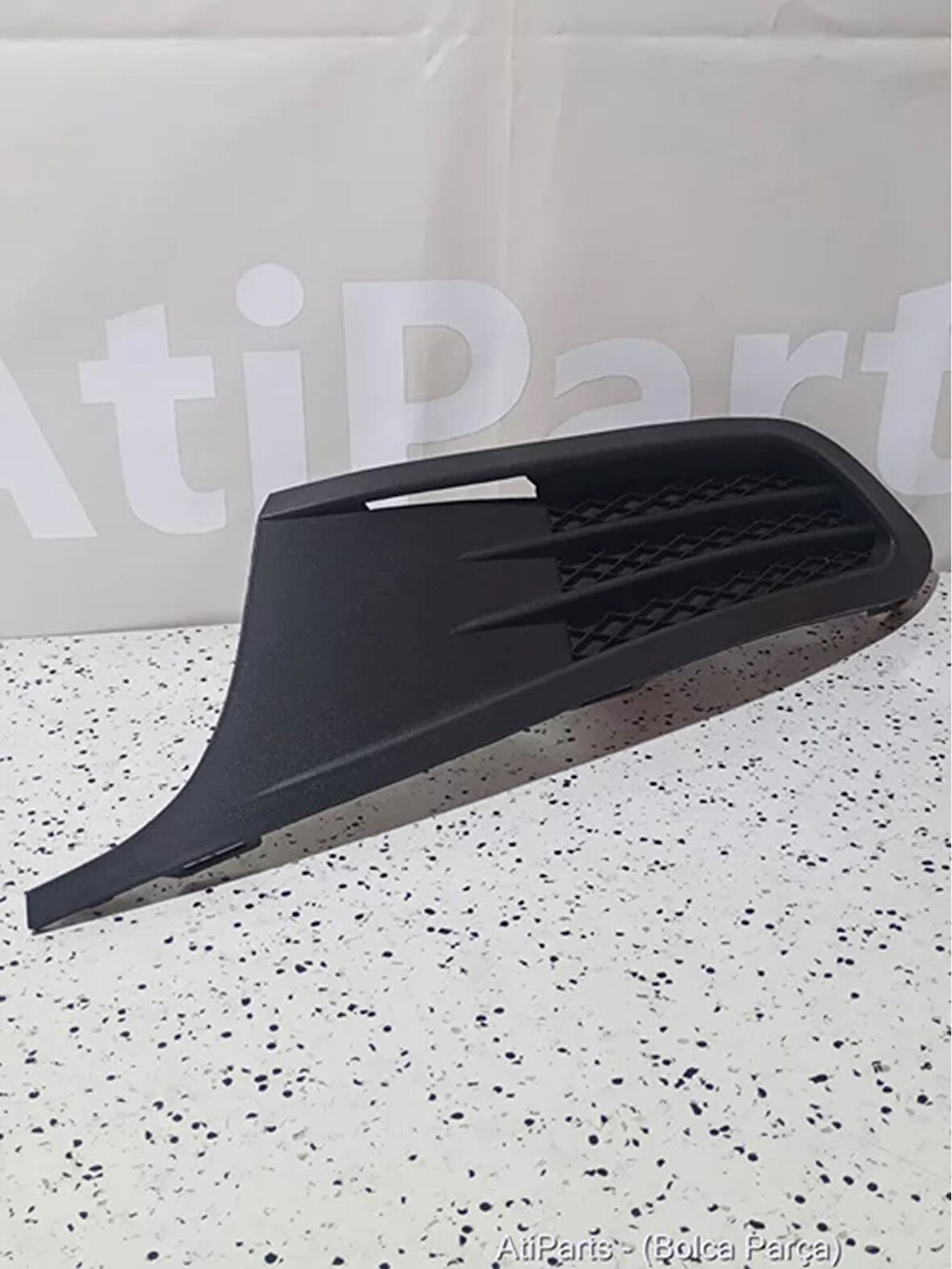 5C6853665 9B9 2011-2014 VW Jetta Sol Sis Farı Çerçevesi AtiParts (Bolca Parça)