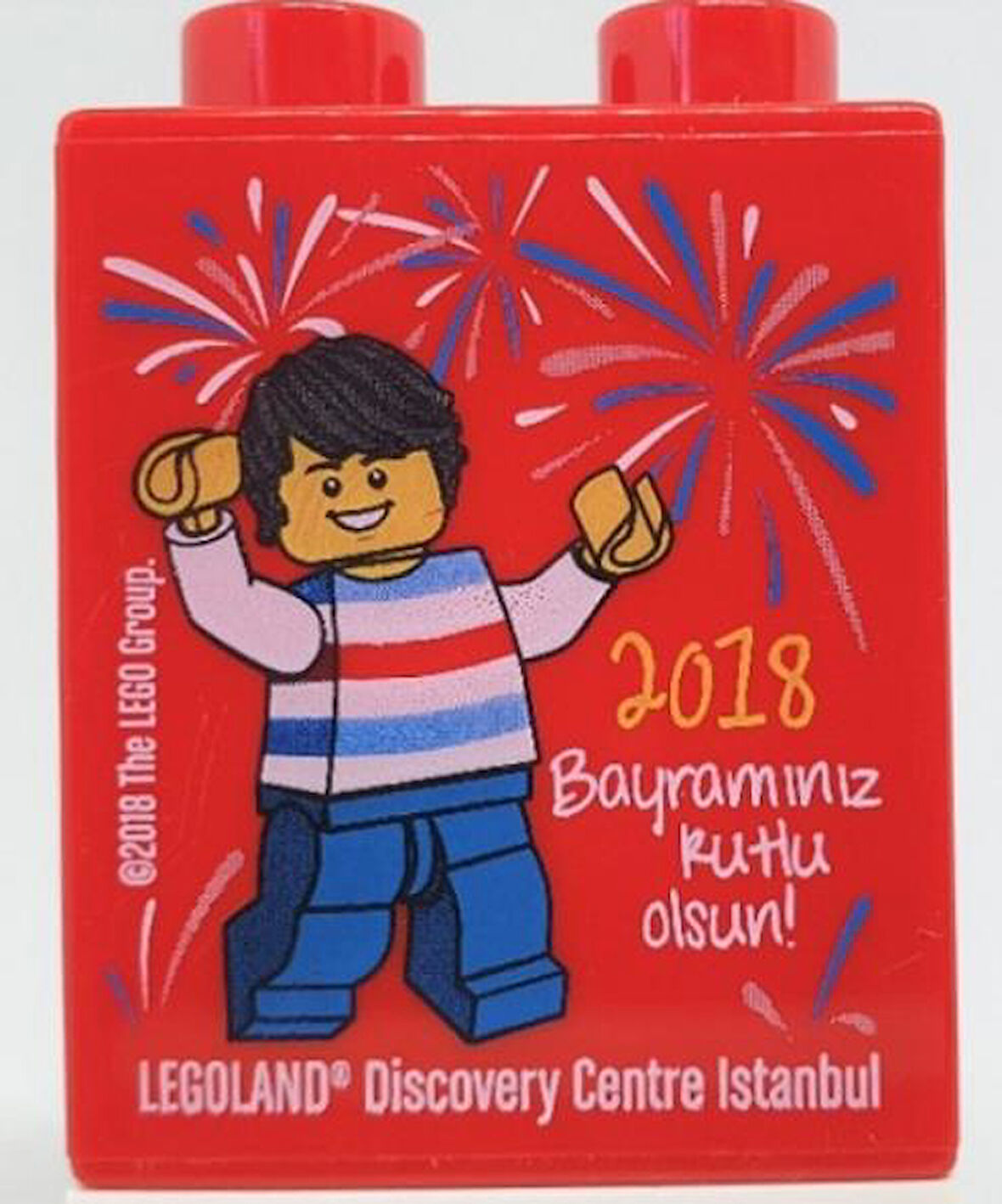 Legoland Discovery Centre 2018 Bayraminiz Kutlu olsun Minifigure and Fireworks Pattern Duplo Brick 1x2x2