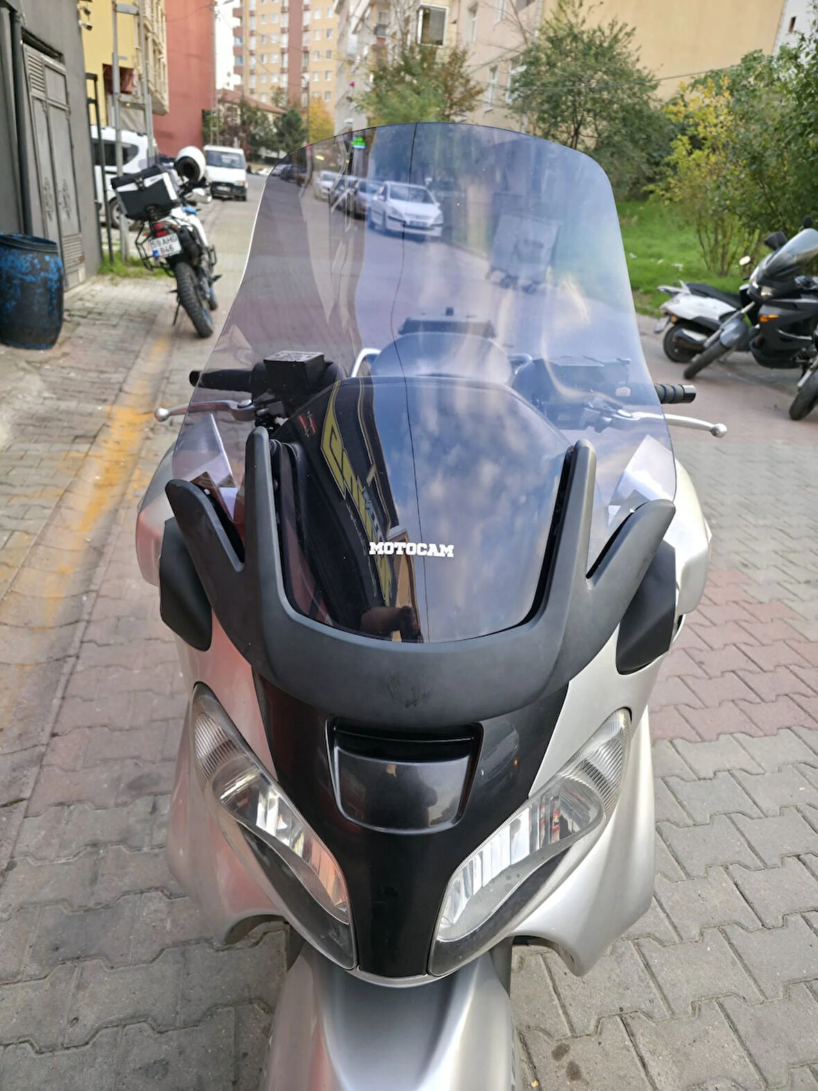 MOTOCAM Suzuki Burgman 650 Siperlik Ön Cam 2001-2004 Model 60cm Füme Renkli 4mm