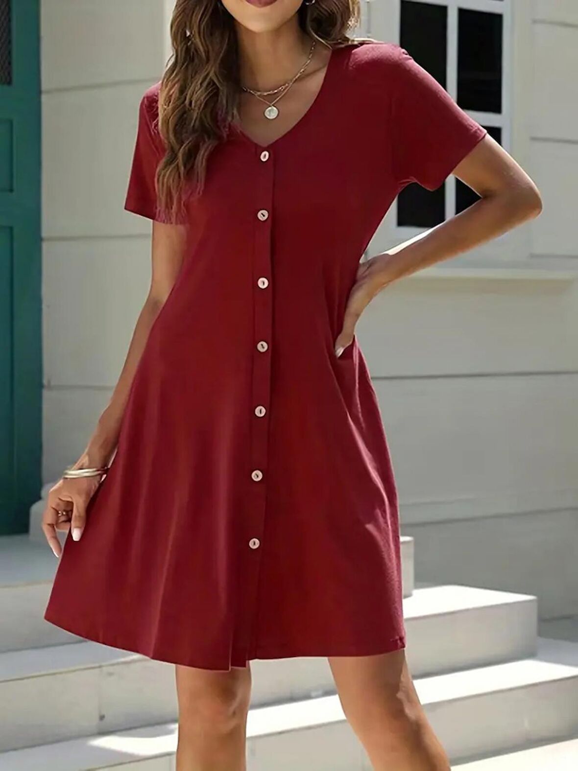 Buyers Butik Kadın Kısa Kollu V Yaka önü Düğmeli Viskon Elbise