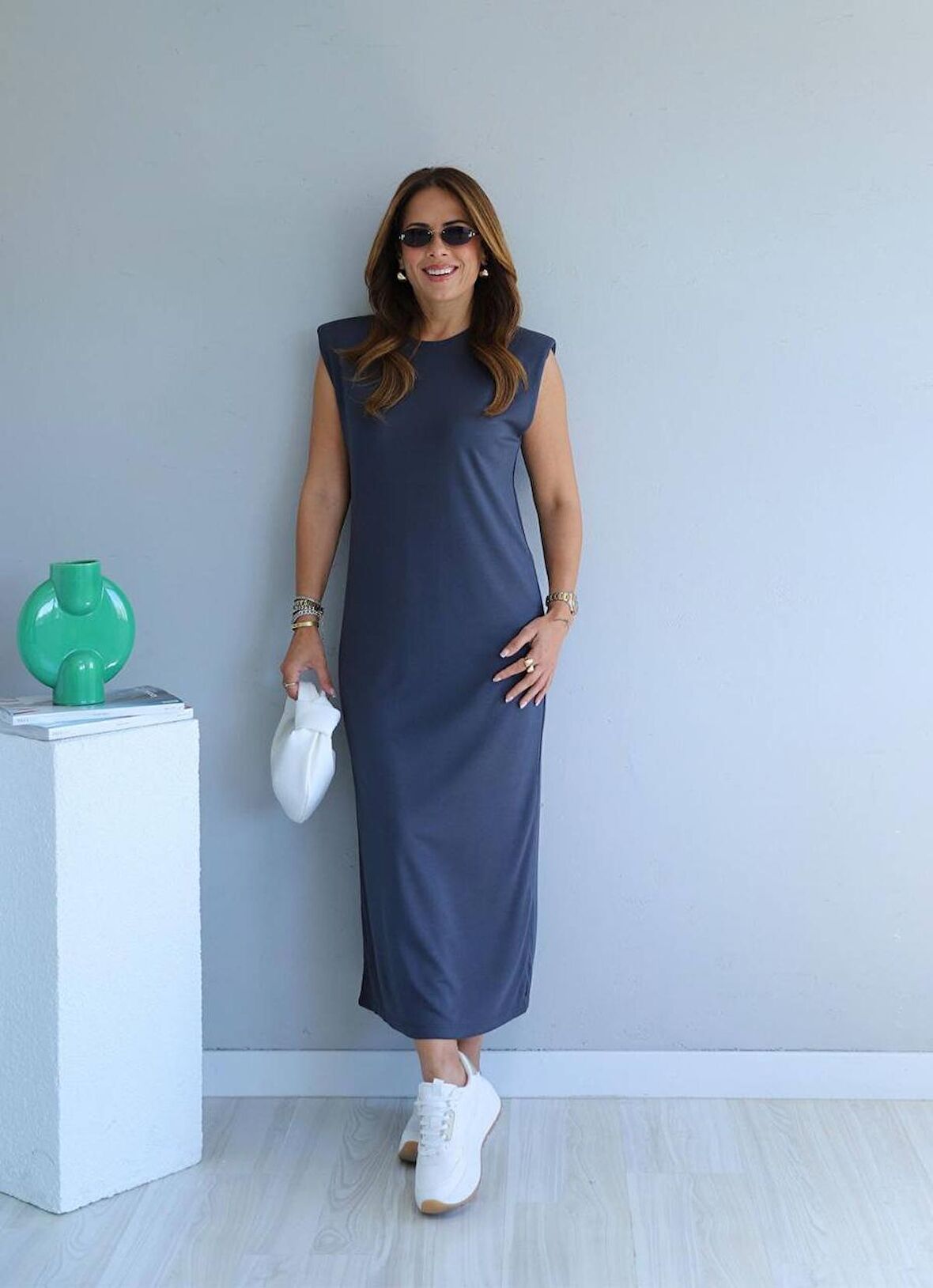 Buyers Butik Kadın Pamuklu Kumaş Vatkalı Midi Boy Elbise