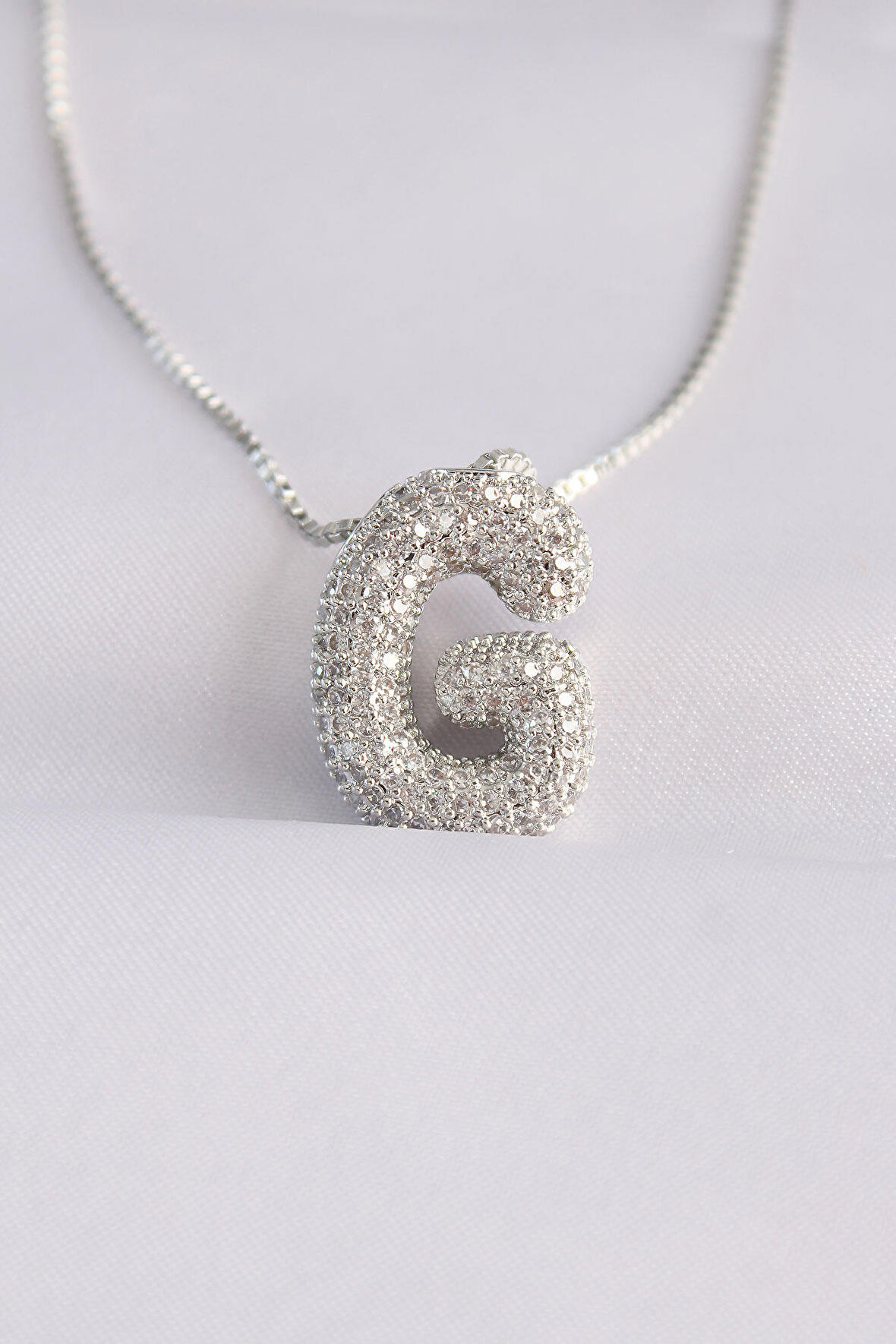Buyers Butik 316L Çelik Zincirli Zirkon Taşlı G Harfli Silver Renk Bubble Kolye
