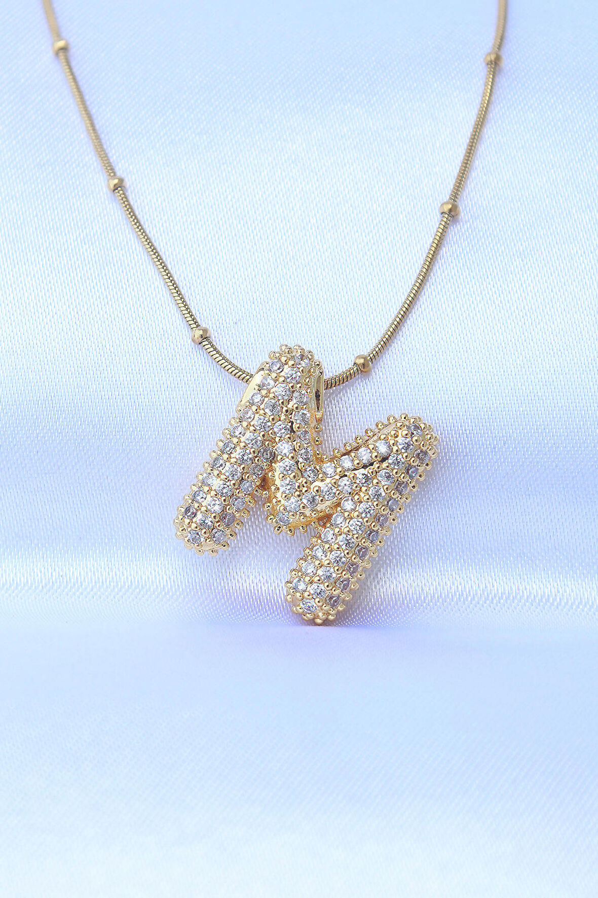 Buyers Butik 316L Çelik Zincirli Zirkon Taşlı M Harfli Gold Renk Bubble Kolye