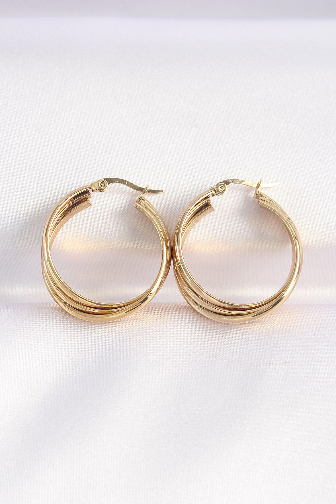 Buyers Butik 316L Çelik Gold Renk Asimetrik İç İçe Geçmeli Halka Küpe