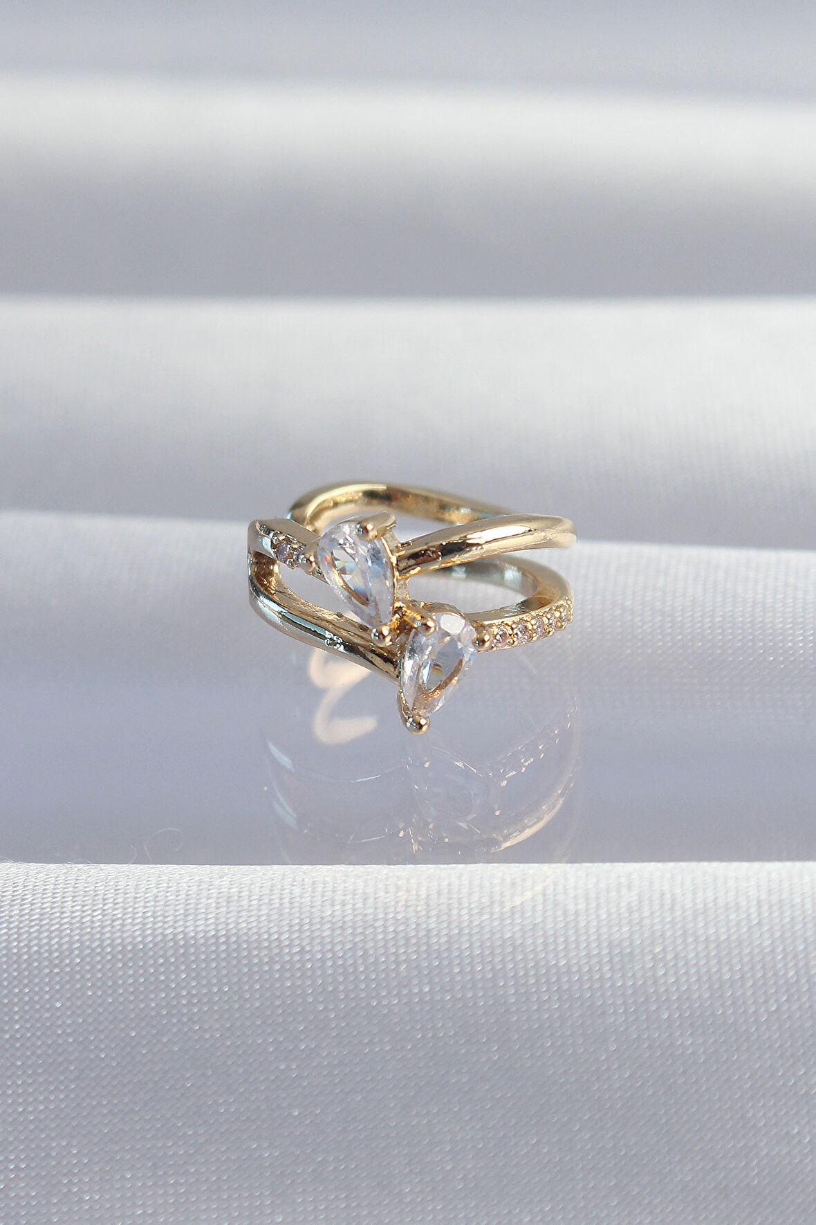 Buyers Butik Pirinç Gold Renk Zirkon Taşlı Damla Earcuff Küpe