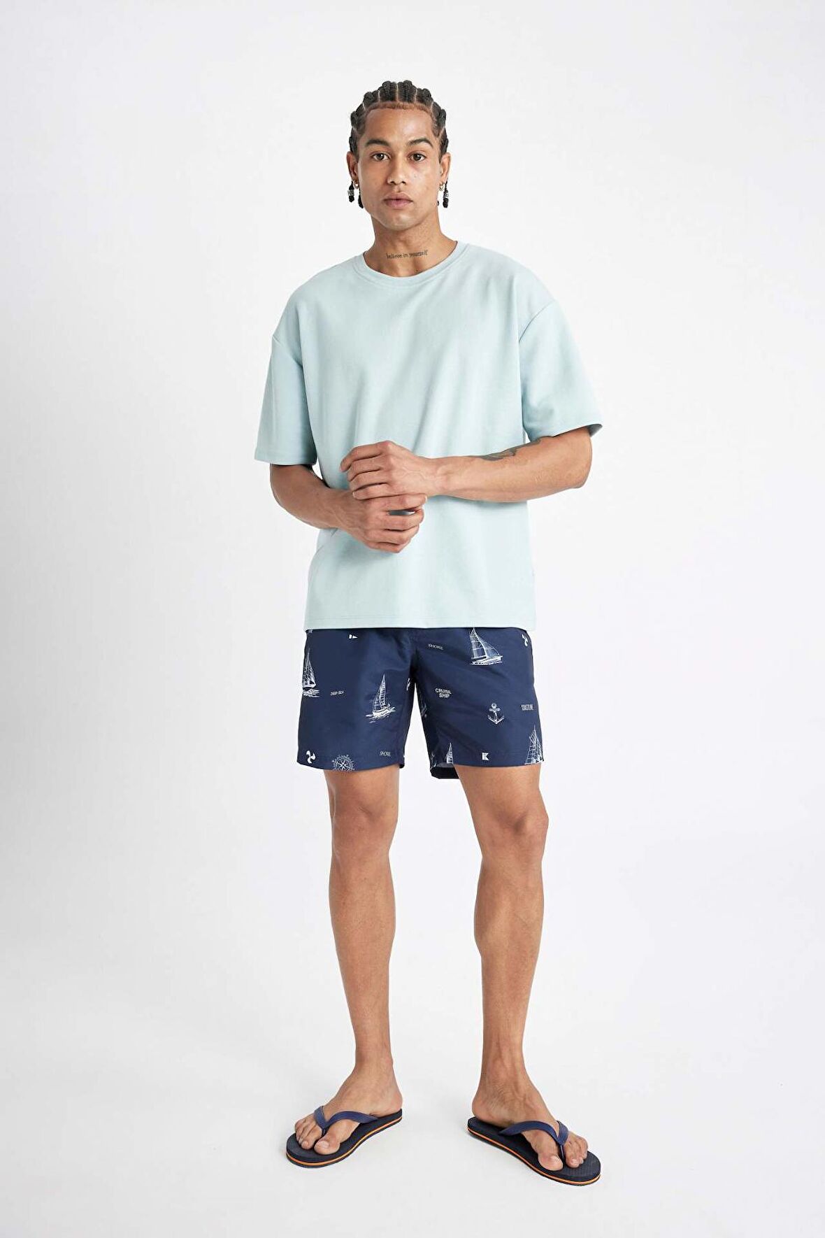 DeFacto Regular Fit Desenli File Astarlı Kısa Boy Deniz Şortu M8344AZ24HSNV256