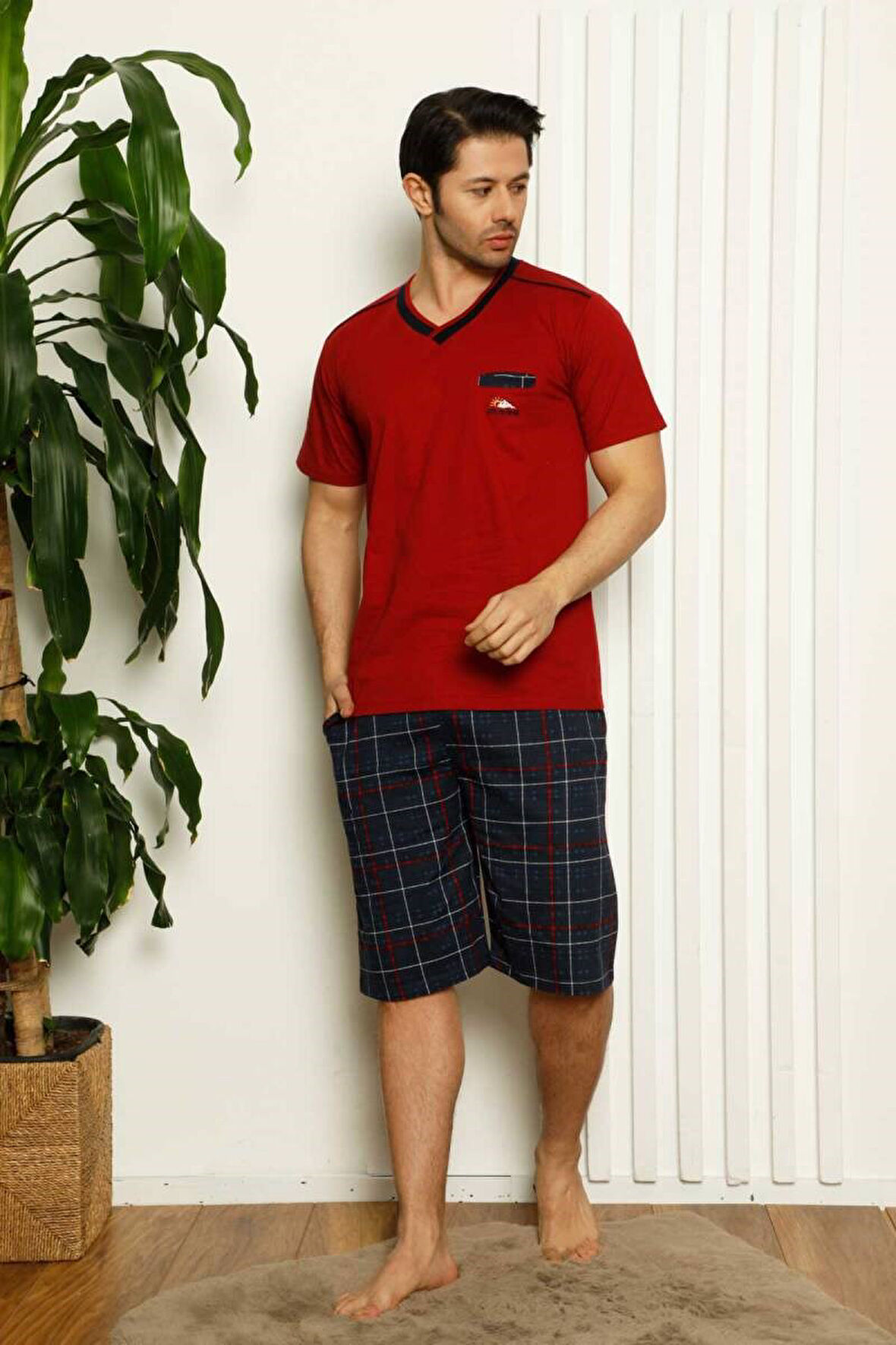 Erkek V Yaka Düğmesiz Ekose Desen Kısa Kol Cepli Şortlu %100 Pamuk Pijama Takımı