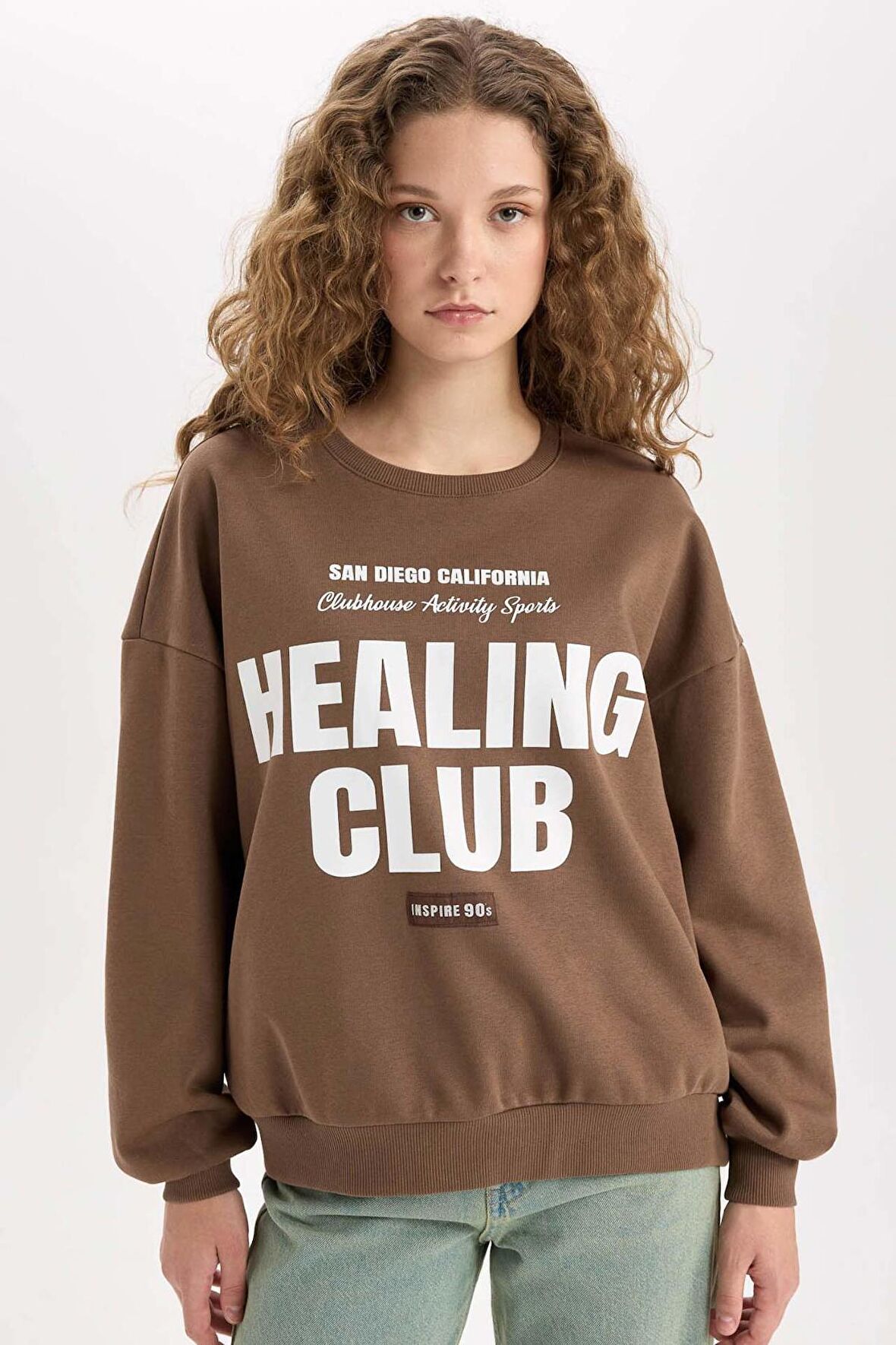DeFacto Loose Fit Bisiklet Yaka Baskılı Kalın Sweatshirt D8528AX24WNBN322