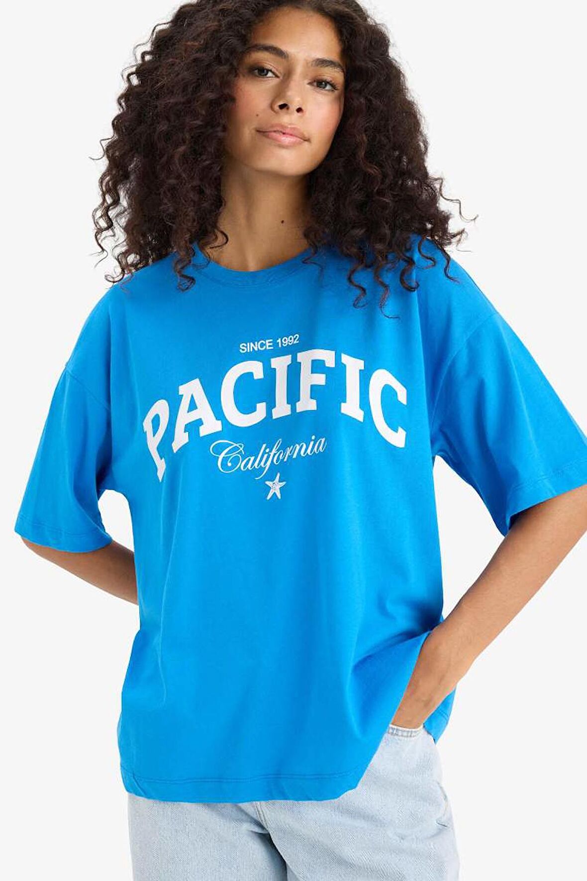 DeFacto Regular Fit Bisiklet Yaka Baskılı Penye Kısa Kollu Tişört F5883AX25SMBE116