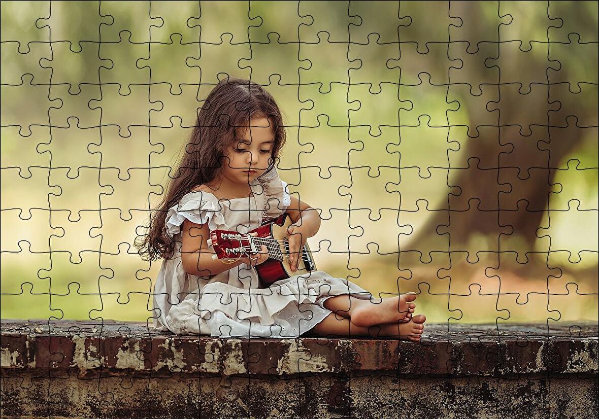 Cakapuzzle  Gitar Çalan Çocuk Puzzle Yapboz MDF Ahşap