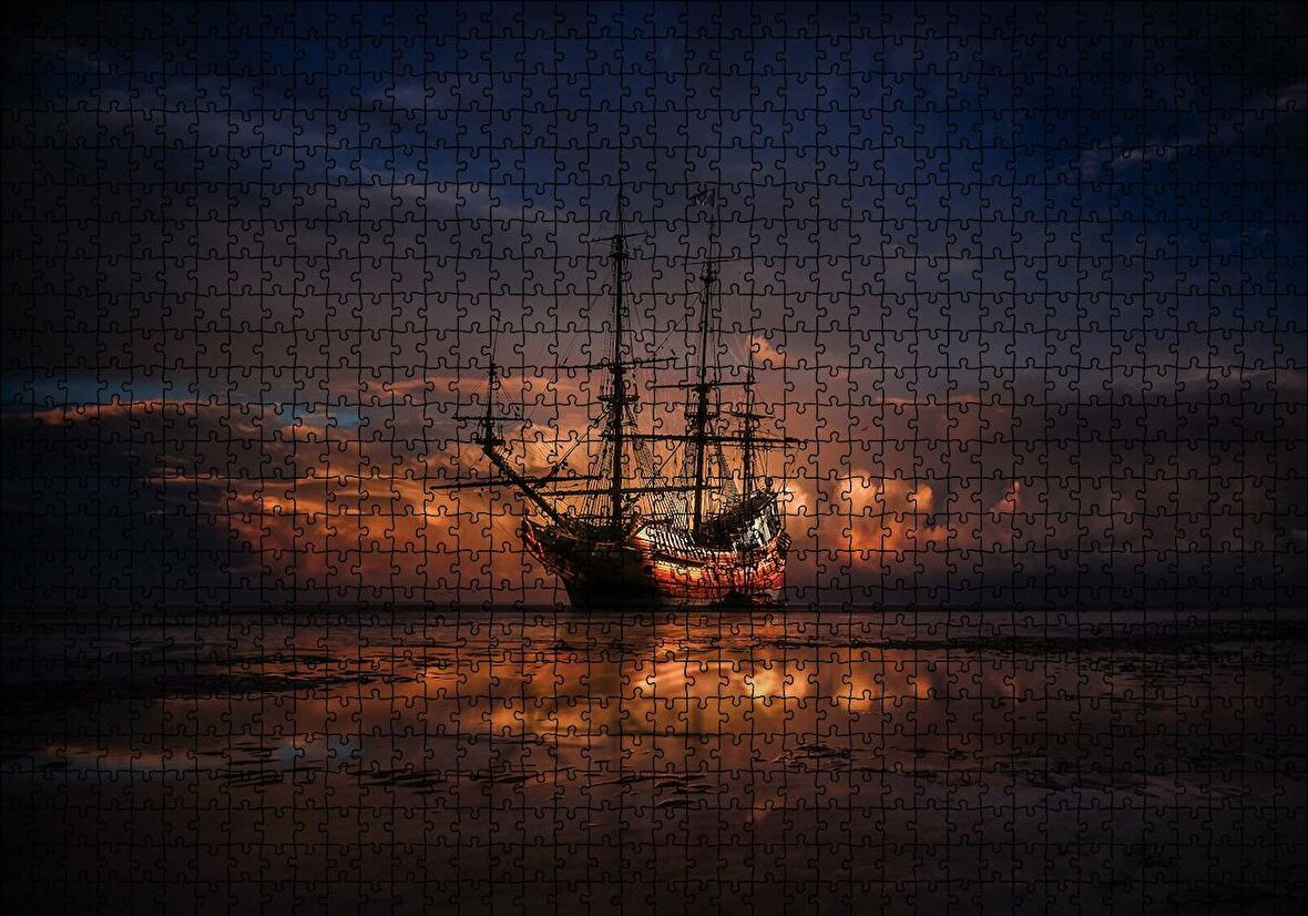 Cakapuzzle  Günbatımında Dev Kalyon ve Kızıl Mor Bulutlar Puzzle Yapboz MDF Ahşap