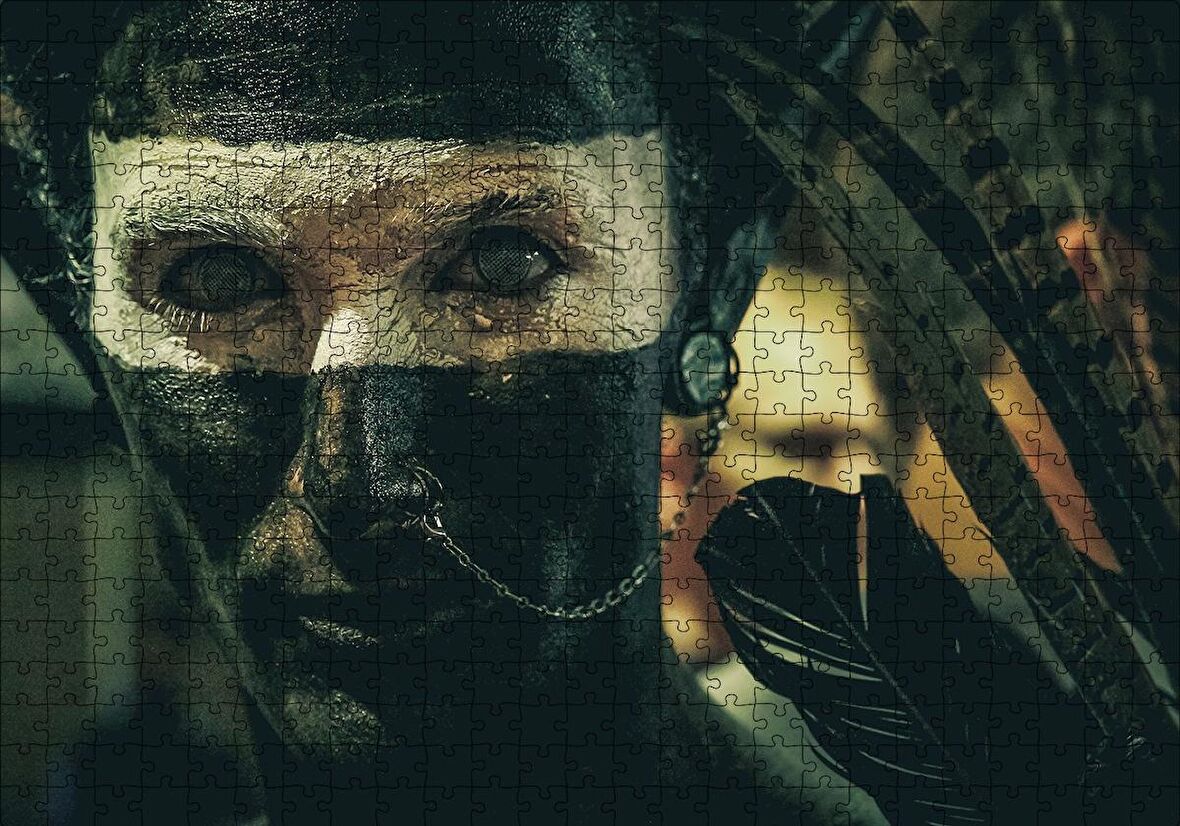 Cakapuzzle  Yerel Makyajıyla Bir Genç Yerli Puzzle Yapboz MDF Ahşap