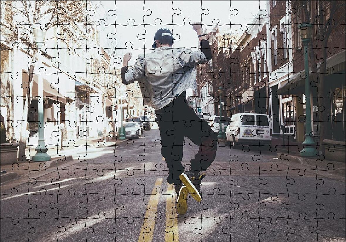 Cakapuzzle  Boş Caddede HipHop Genç Puzzle Yapboz MDF Ahşap