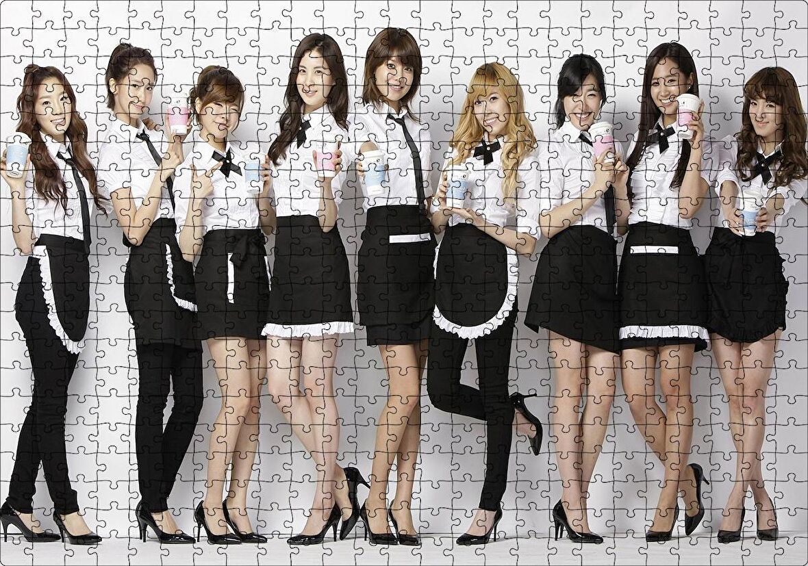 Cakapuzzle  Siyah Beyaz Girls Generation Kızlar Puzzle Yapboz MDF Ahşap