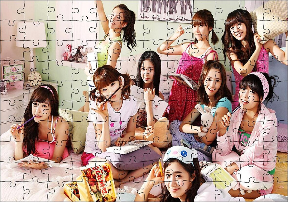 Cakapuzzle  Ders Çalışan Girls Generation Kızlar Puzzle Yapboz MDF Ahşap