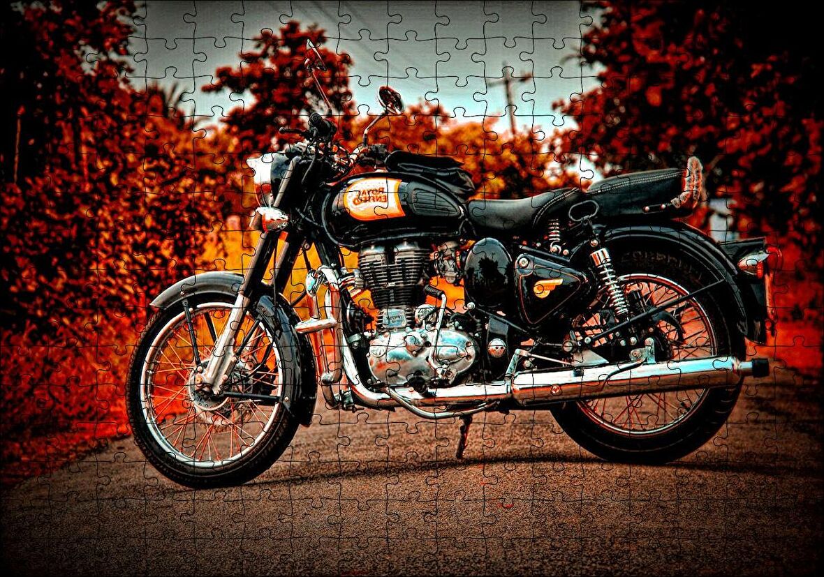 Cakapuzzle  Siyah Motorsiklet ve Sonbahar Rengi Ağaçlar Puzzle Yapboz MDF Ahşap