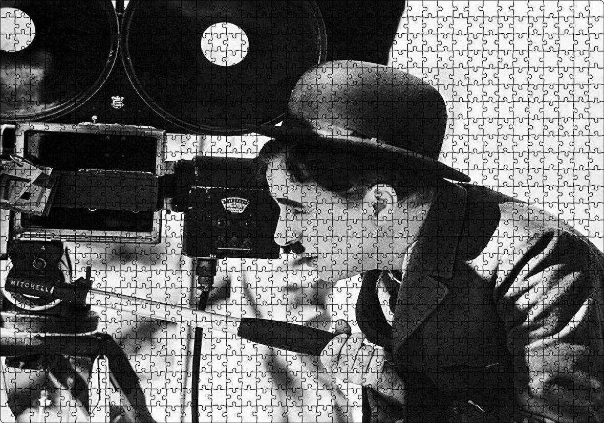 Cakapuzzle  Charlie Chaplin Ve Kamera Puzzle Yapboz MDF Ahşap