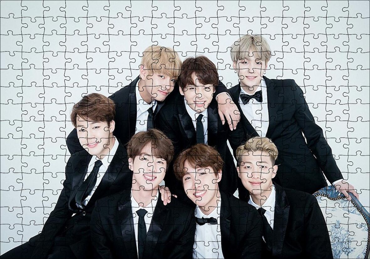Cakapuzzle  BTS Koreli Gençler Gülümseyen Yüzleri Puzzle Yapboz MDF Ahşap