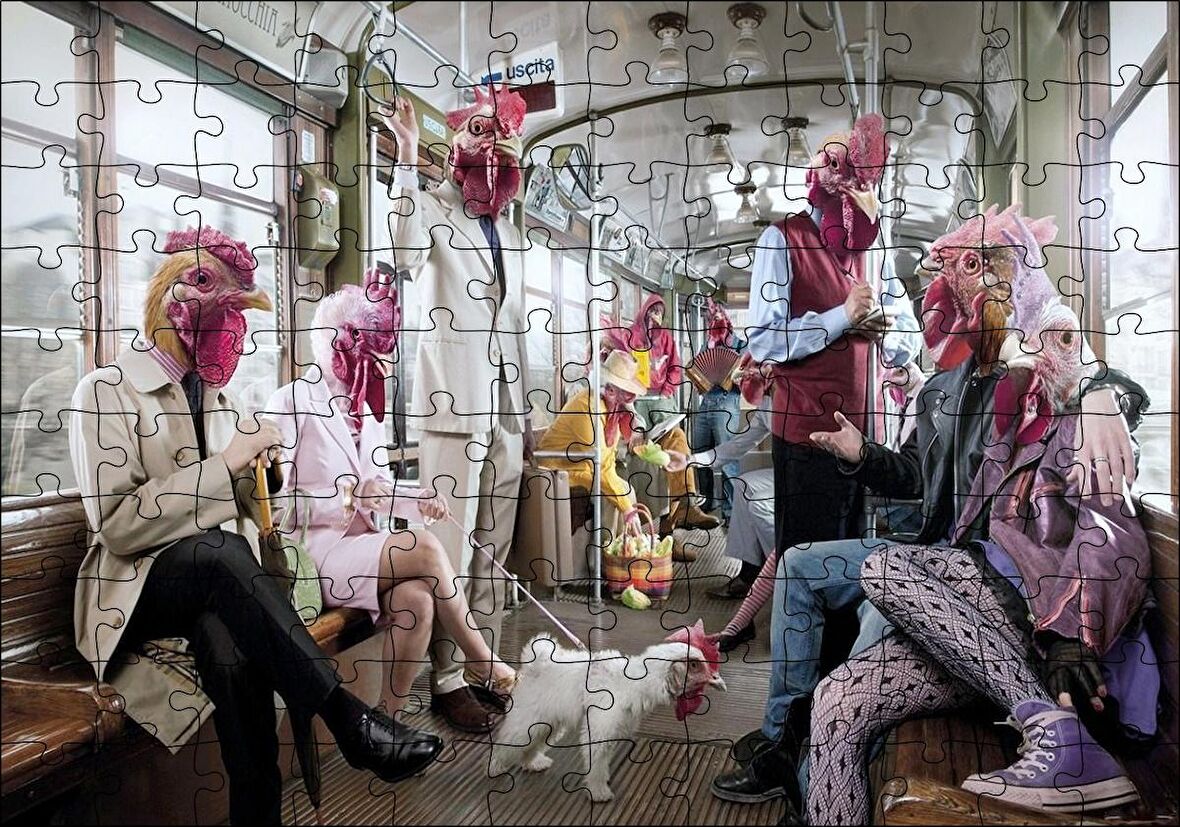 Cakapuzzle  Metroda Tavuk Başlıklı Komik İnsanlar Puzzle Yapboz MDF Ahşap